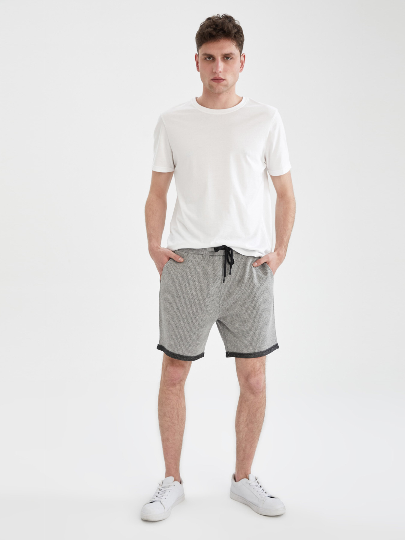 Шорты DeFacto модель U6149AZ-GR360 Фото