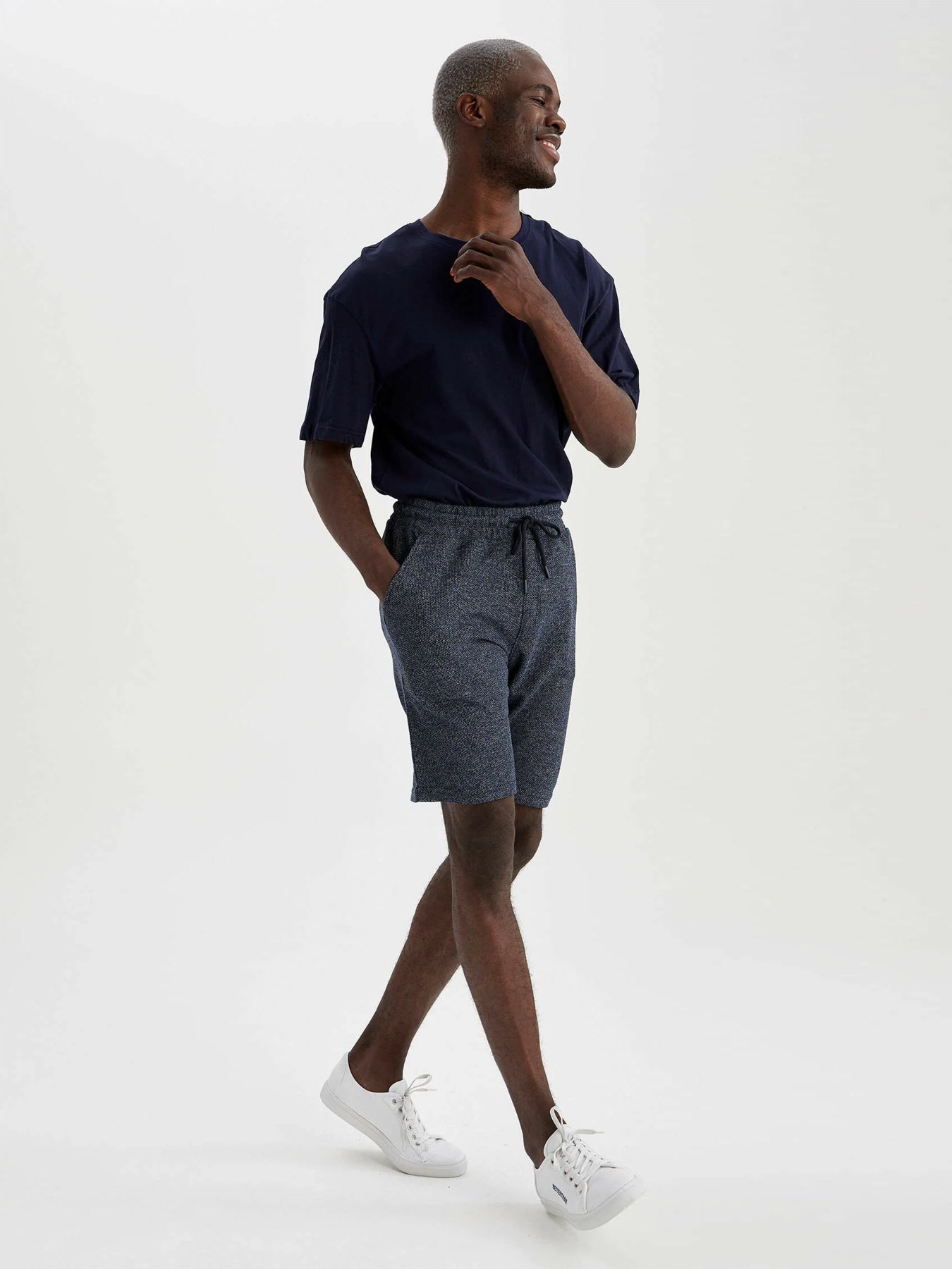 Шорты DeFacto модель U6148AZ-IN75 Фото