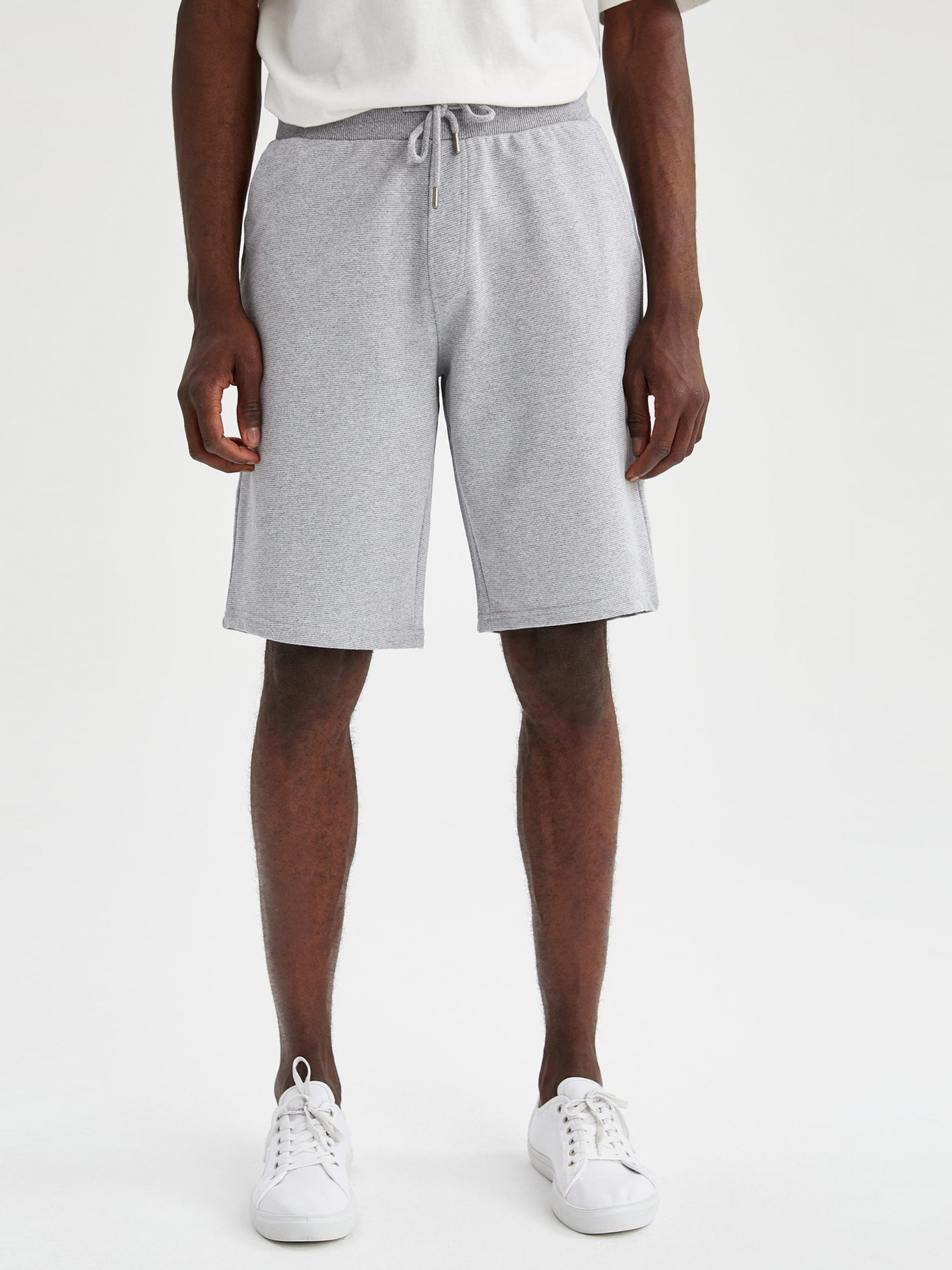 Шорты DeFacto модель N0744AZ-GR210 Фото