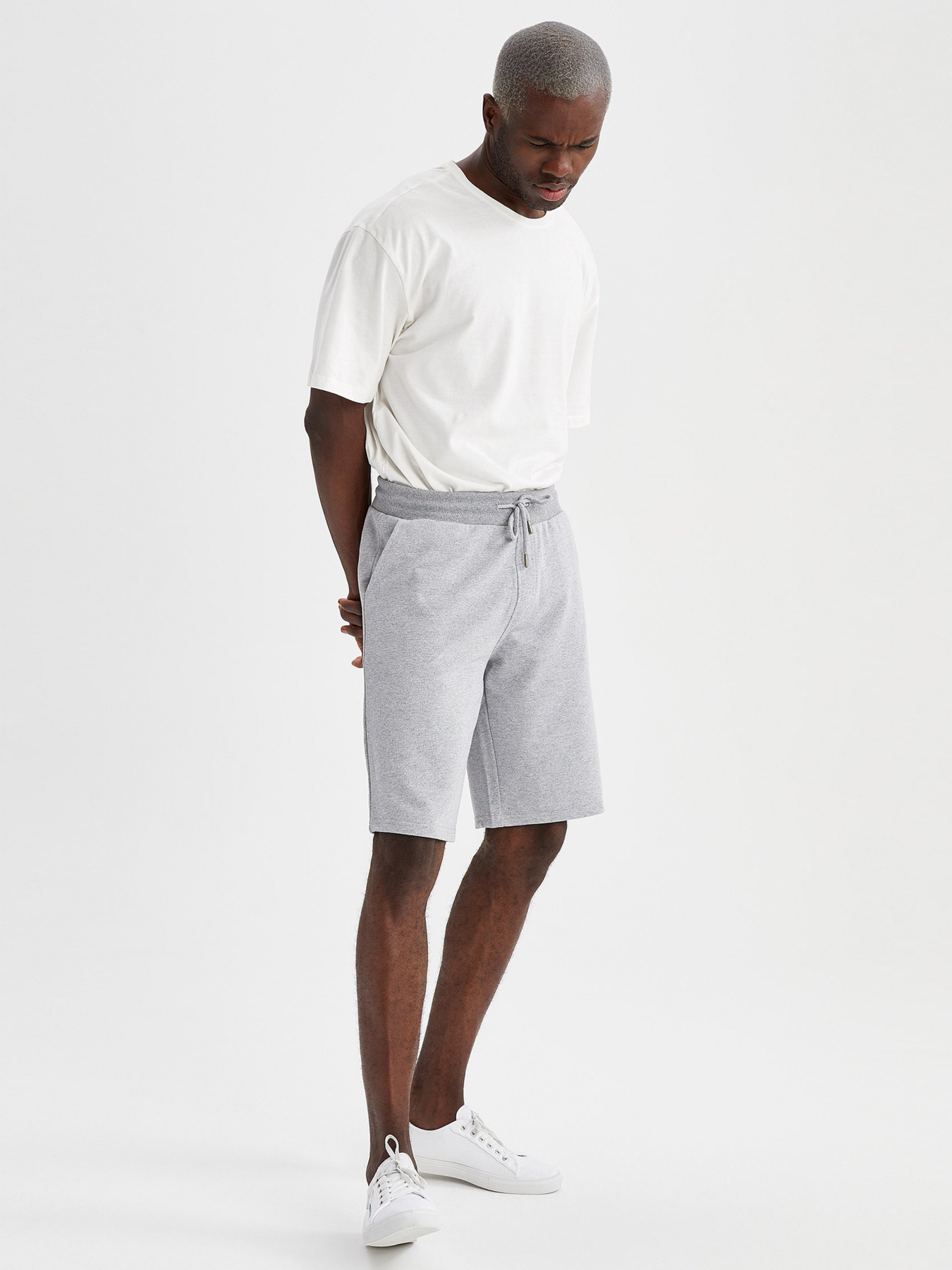 Шорты DeFacto модель N0744AZ-GR210 Фото