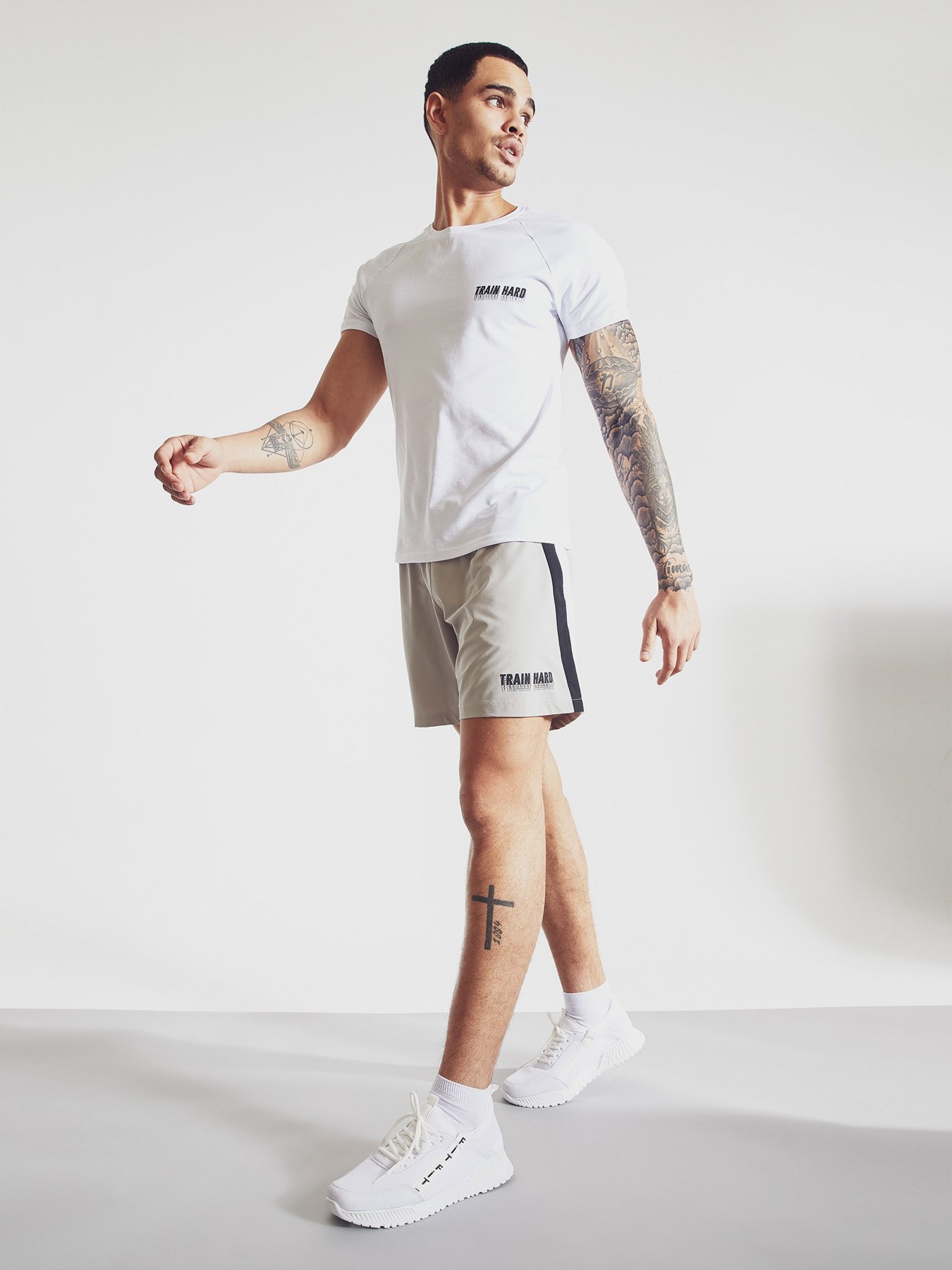 Шорты DeFacto модель U2469AZ-GR322 Фото