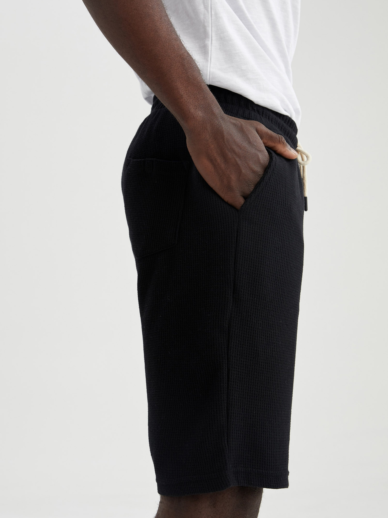 Шорти DeFacto модель N0641AZ-BK27 Шорти DeFacto модель N0641AZ-BK27 Фото