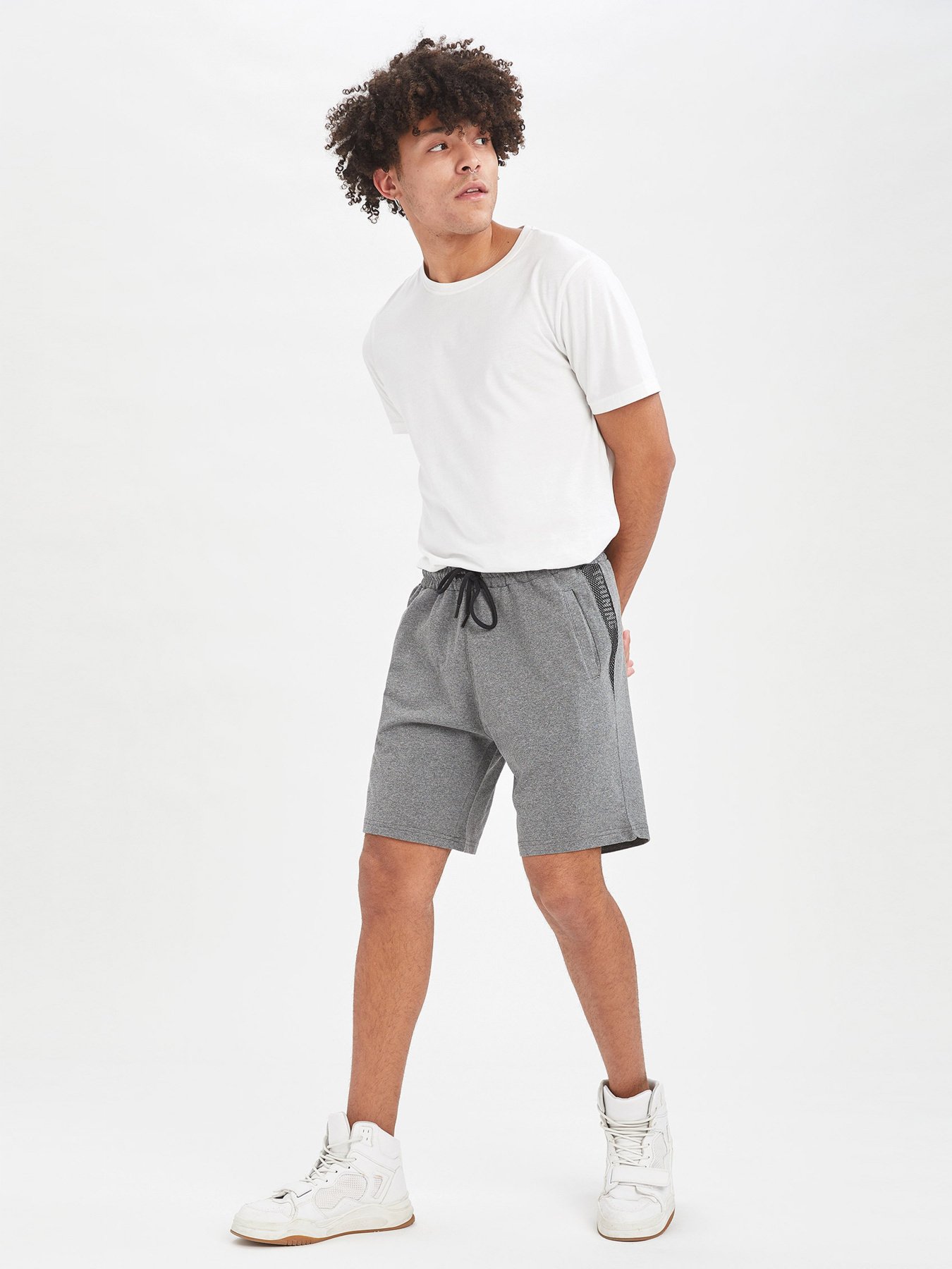 Шорты DeFacto модель U6151AZ-GR362 Фото