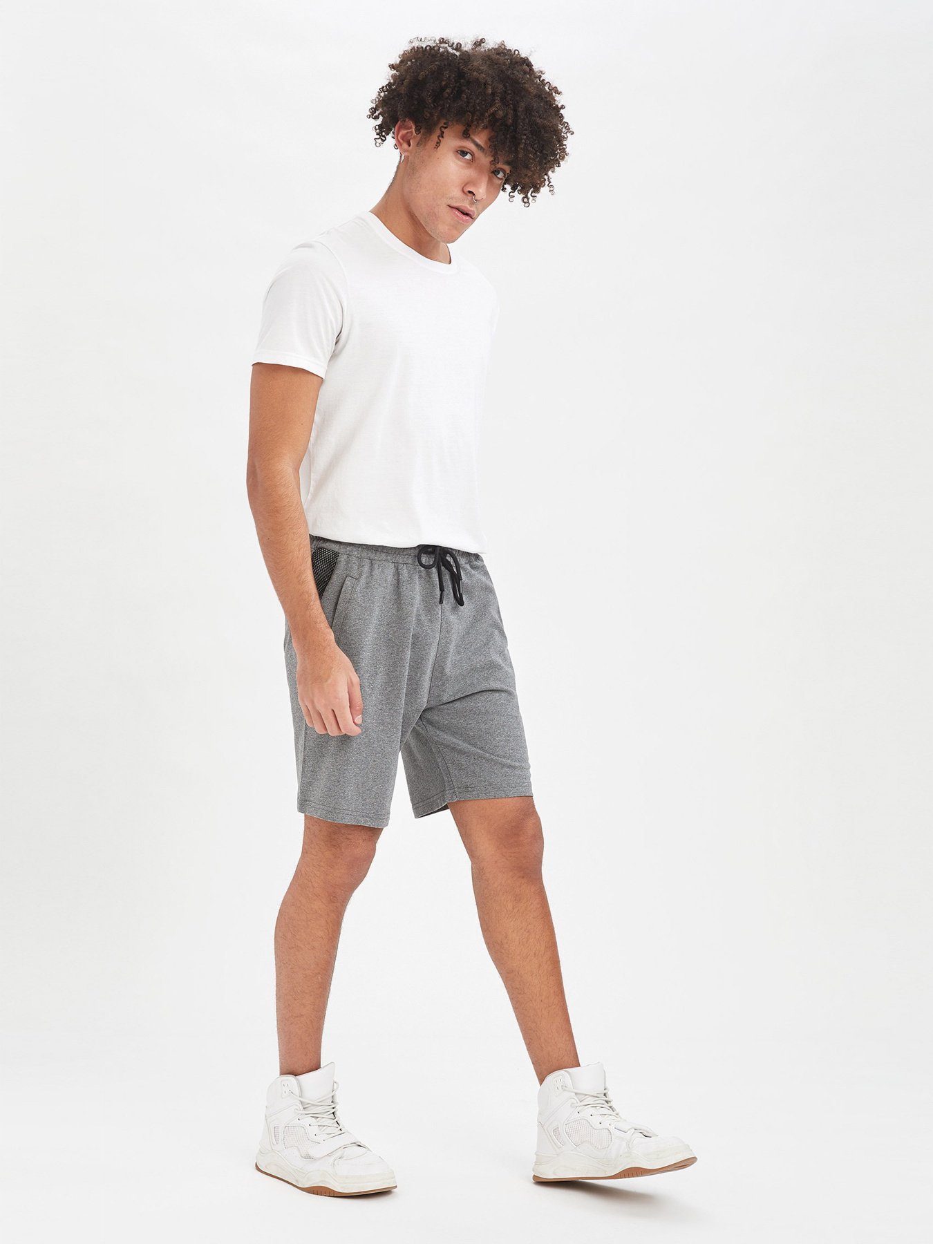 Шорти DeFacto модель U6151AZ-GR362 Шорти DeFacto модель U6151AZ-GR362 Фото