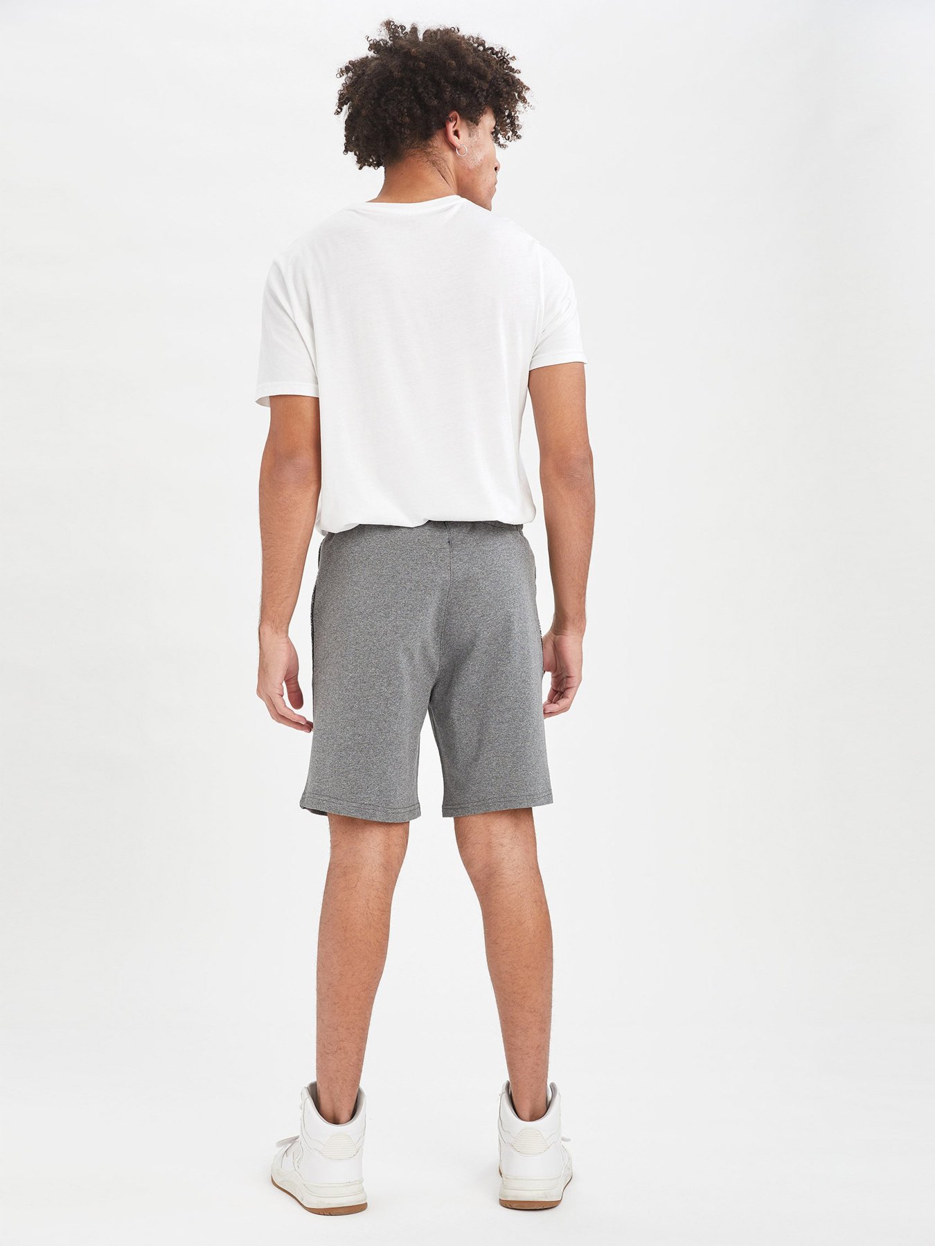 Шорти DeFacto модель U6151AZ-GR362 Шорти DeFacto модель U6151AZ-GR362 Фото