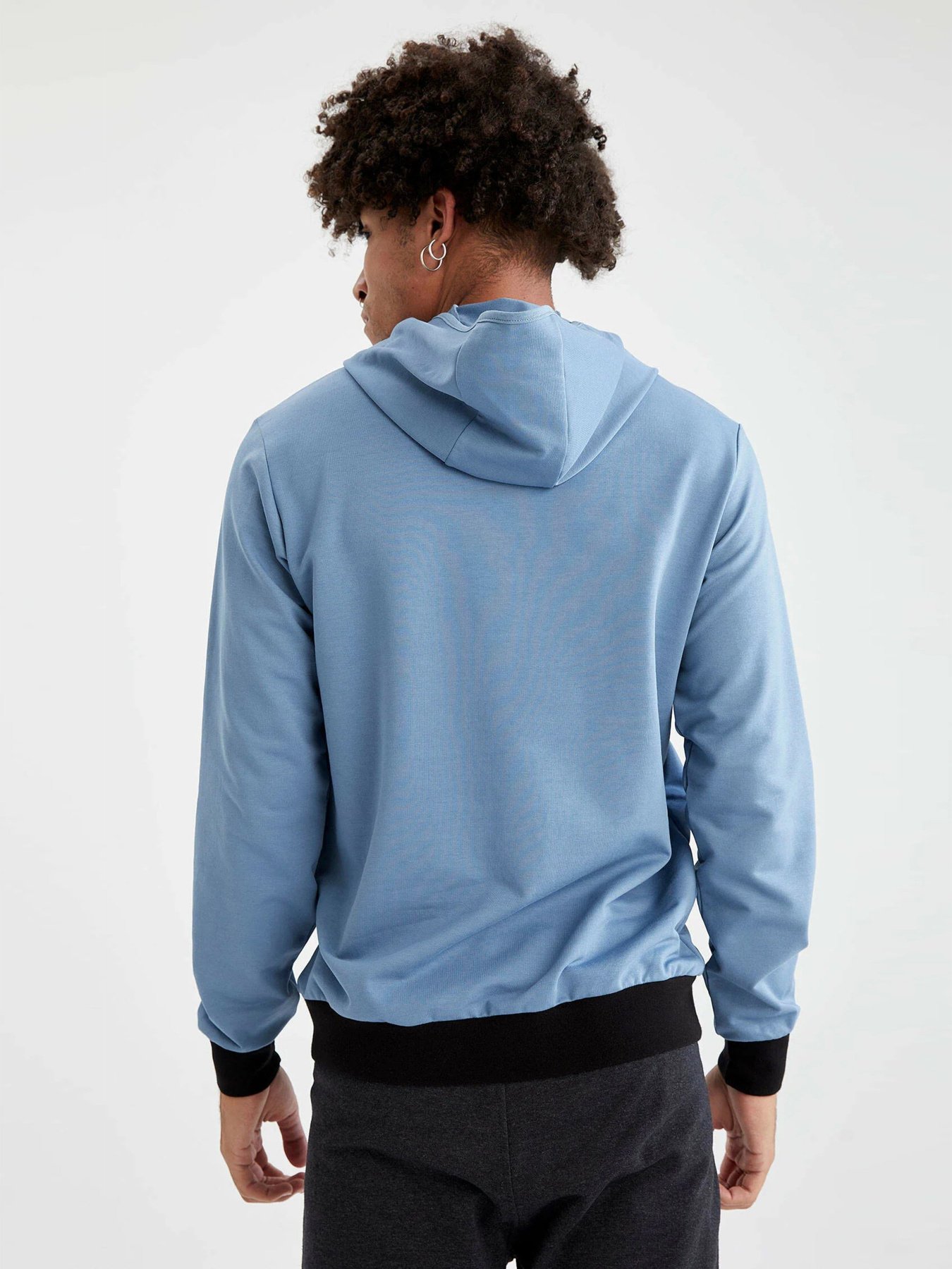 Худи DeFacto модель V9285AZ-IN7 Фото