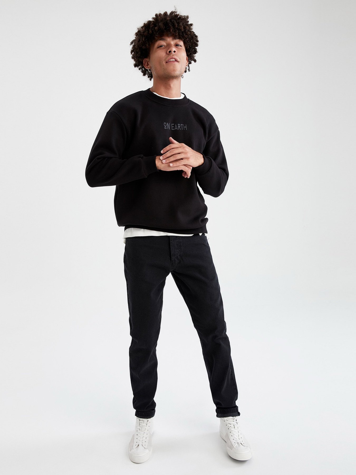 Свитшот DeFacto модель V5306AZ-BK27 Фото