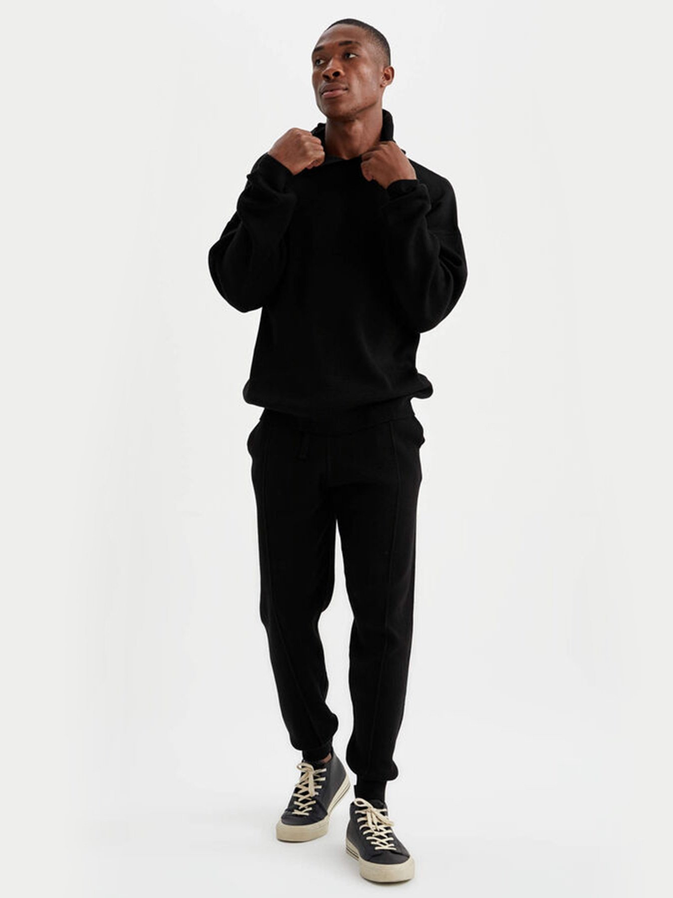 Спортивні штани DeFacto модель V3557AZ-BK27 Фото