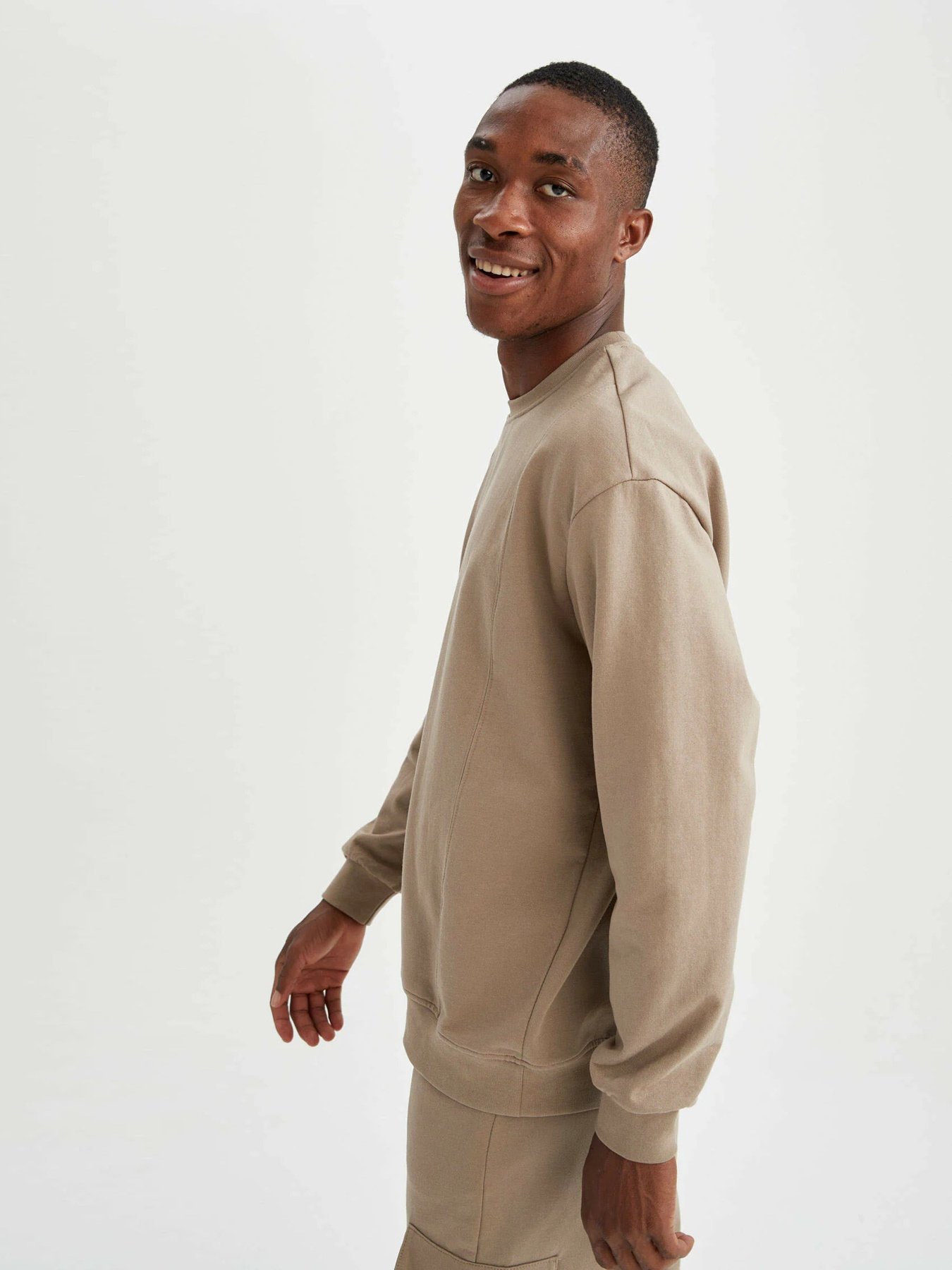 Свитшот DeFacto модель V3118AZ-BG131 Фото