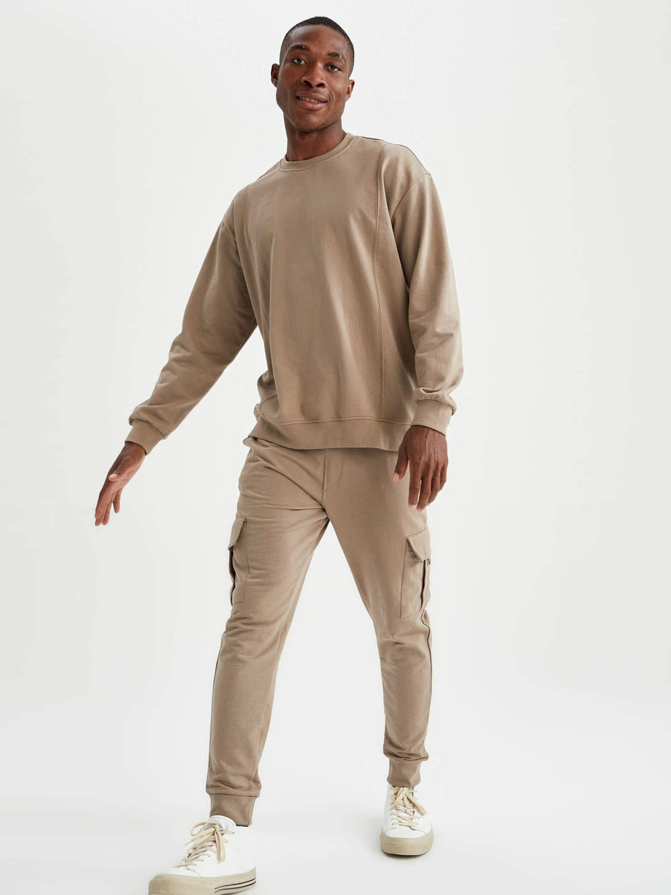 Штаны спортивные DeFacto Slim Fit Cargo Style Jogger модель U8796AZ-BG131 Фото