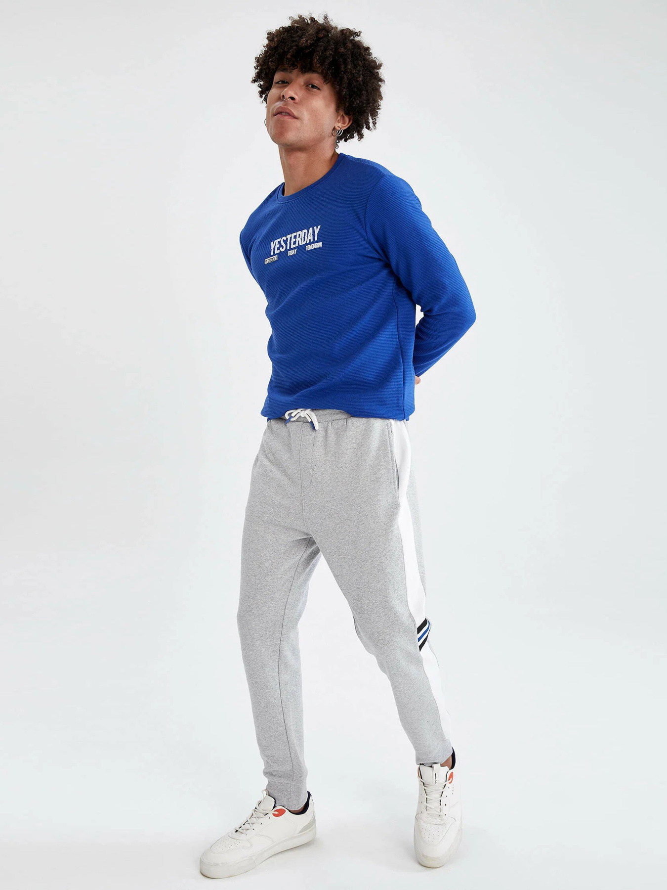 Спортивні штани DeFacto модель R4757AZ-GR360 Фото