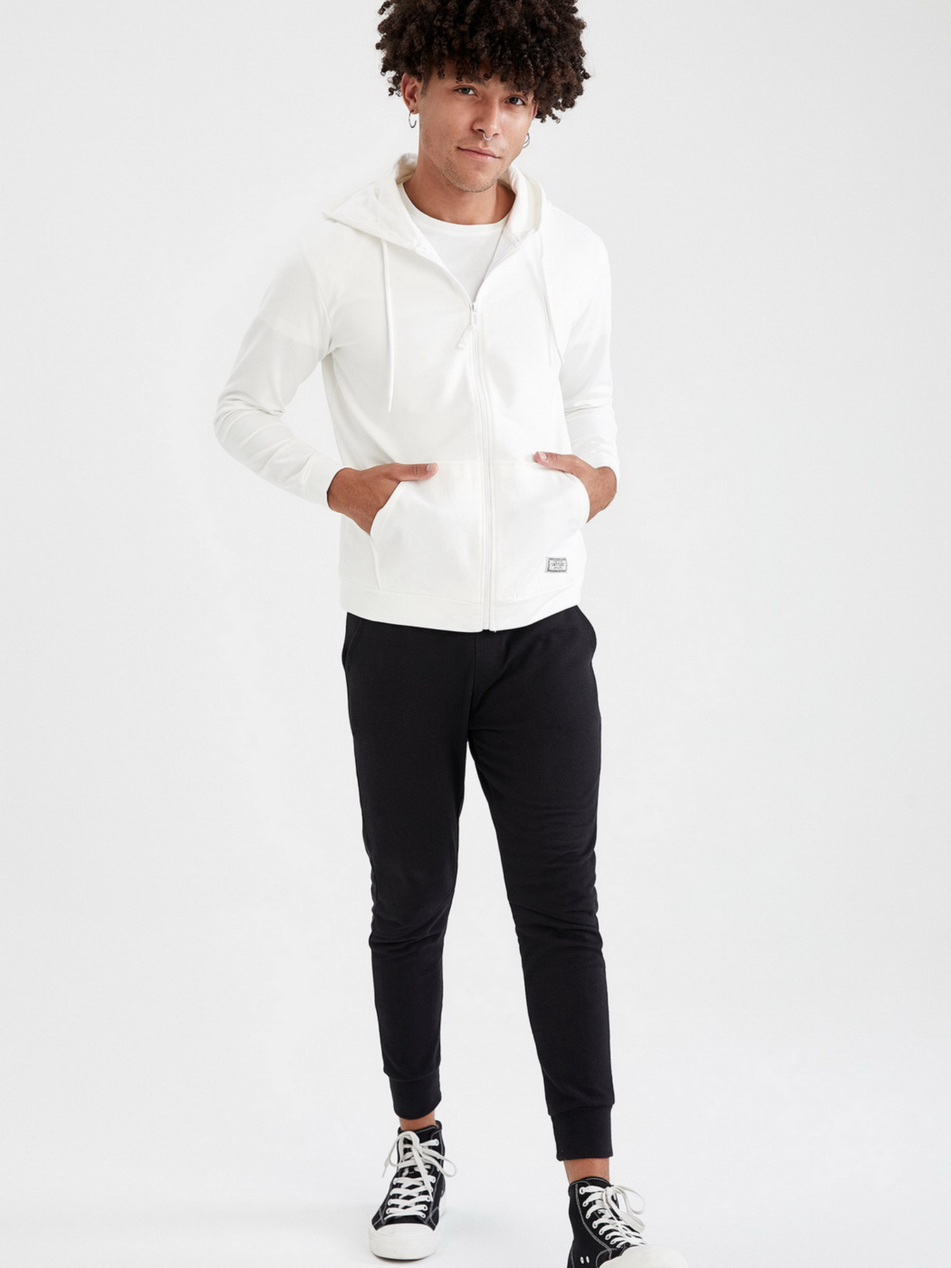 Кофта спортивная DeFacto модель V9283AZ-ER105 Фото