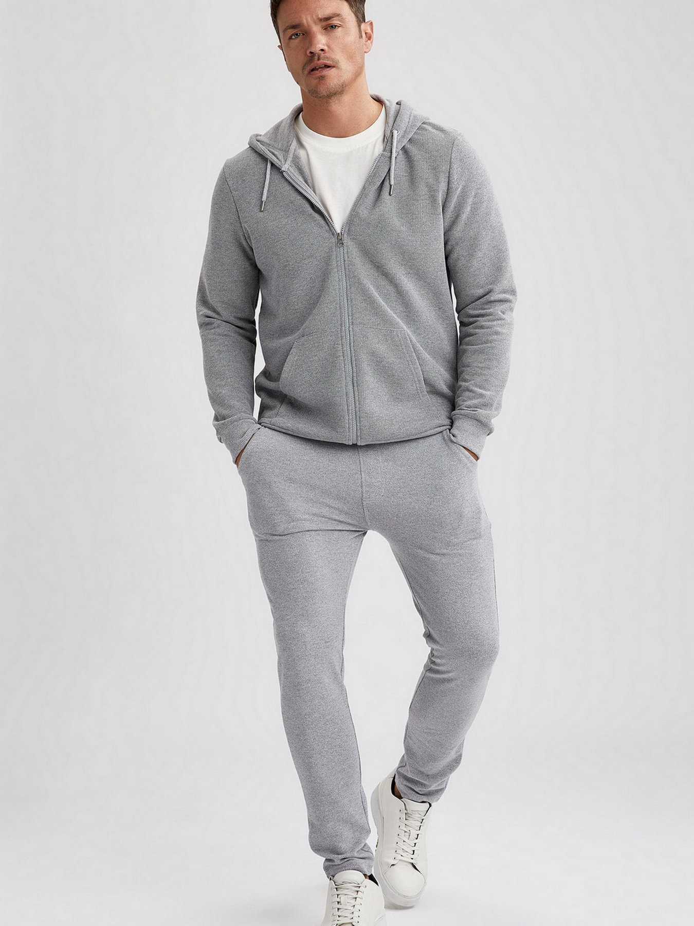 Кофта спортивная DeFacto модель U6824AZ-GR210 Фото