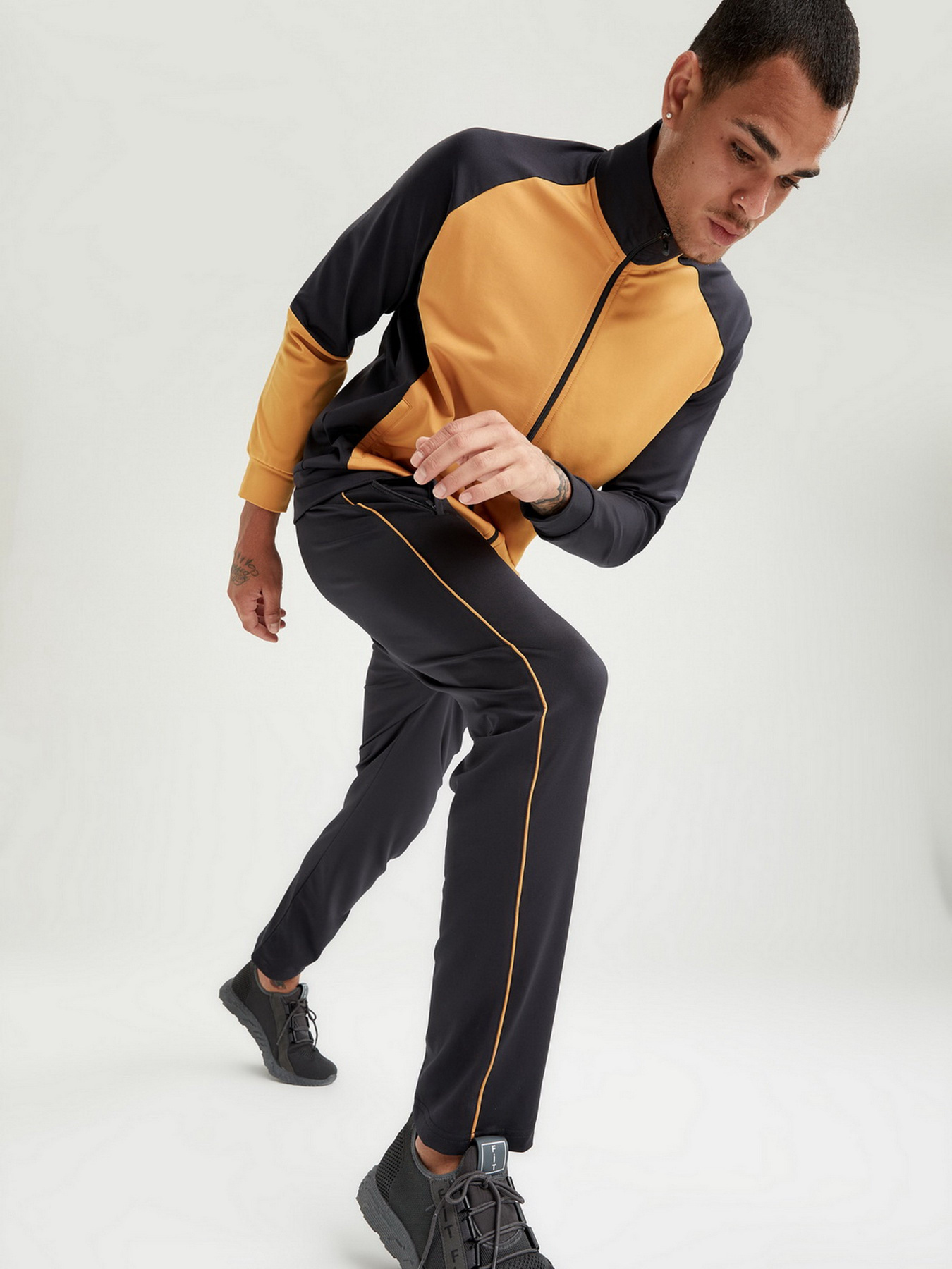 Штаны спортивные DeFacto модель V6696AZ-AR196 Фото