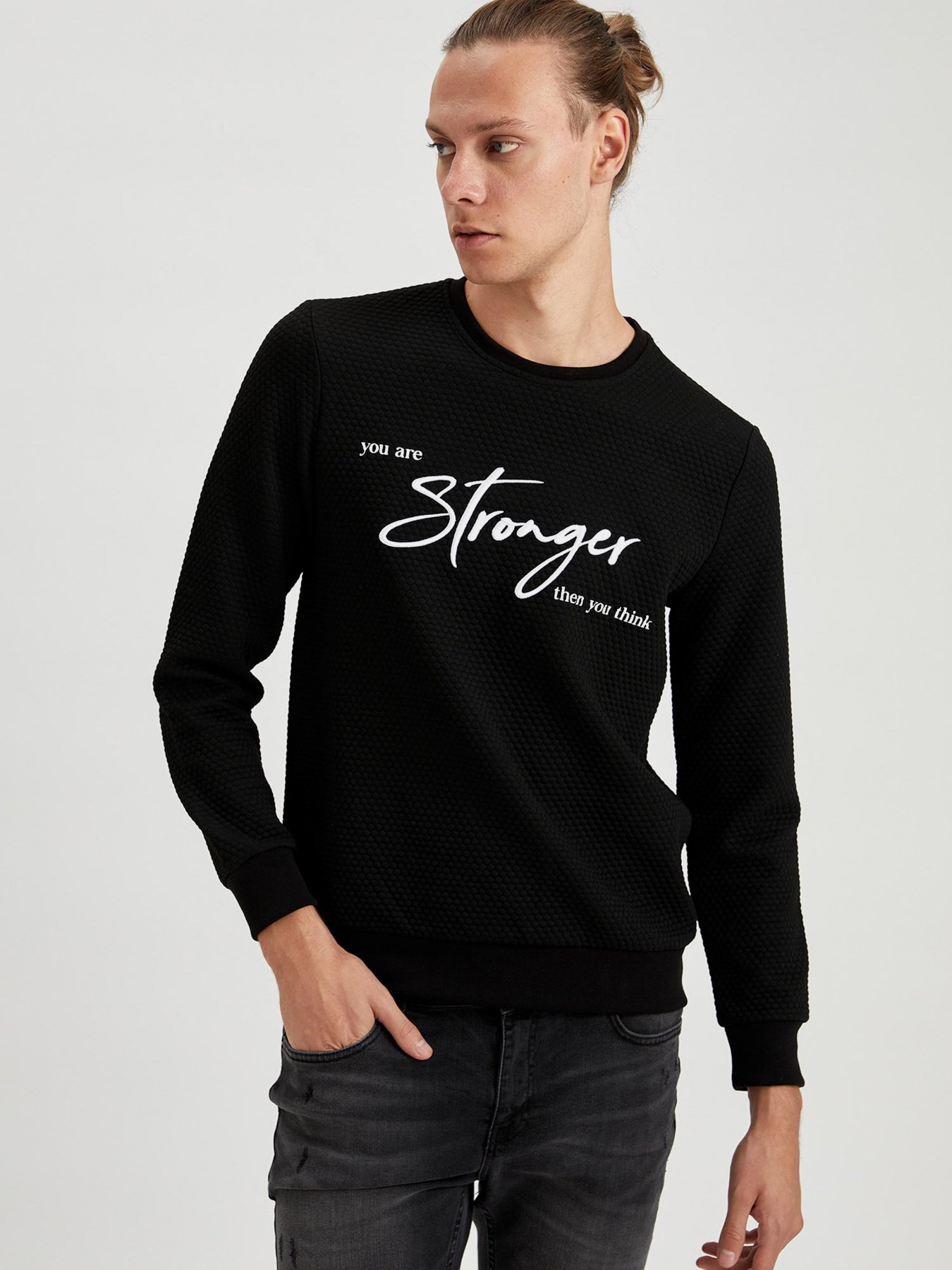 Свитшот DeFacto модель R3408AZ-BK27 Фото