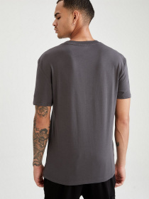 Футболки и поло DeFacto модель V0776AZ-AR110 Фото