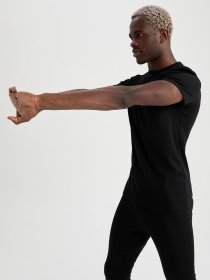 Футболка DeFacto модель V7320AZ-BK27 Фото