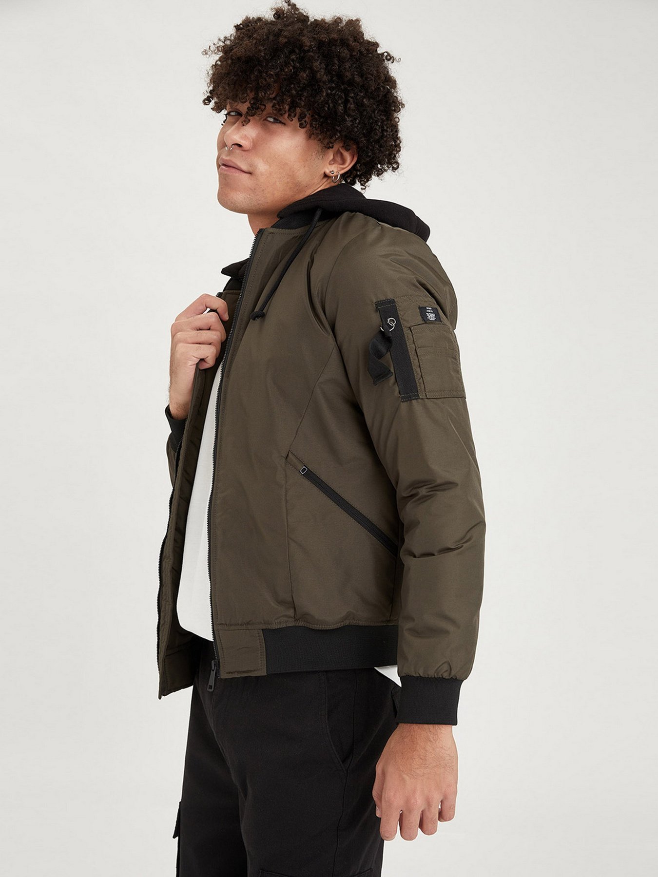 Бомбер DeFacto модель N4664AZ-KH254 Фото