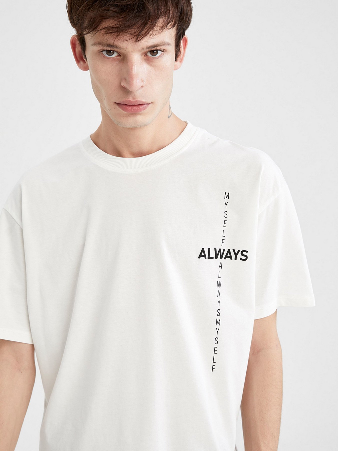 Футболки и поло DeFacto модель W6053AZ-ER105 Фото