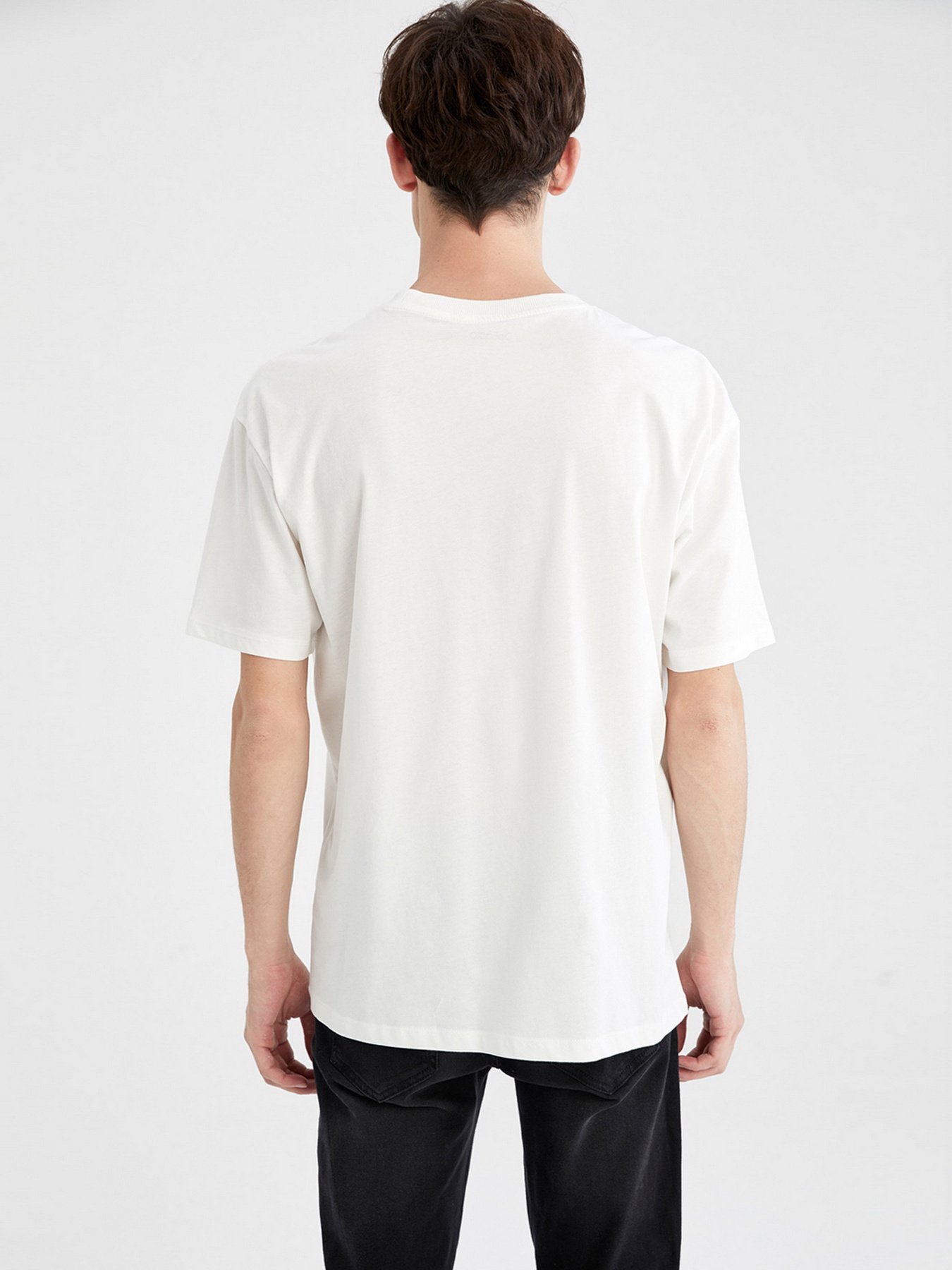 Футболки і поло DeFacto модель W6053AZ-ER105 Футболки і поло DeFacto модель W6053AZ-ER105 Фото