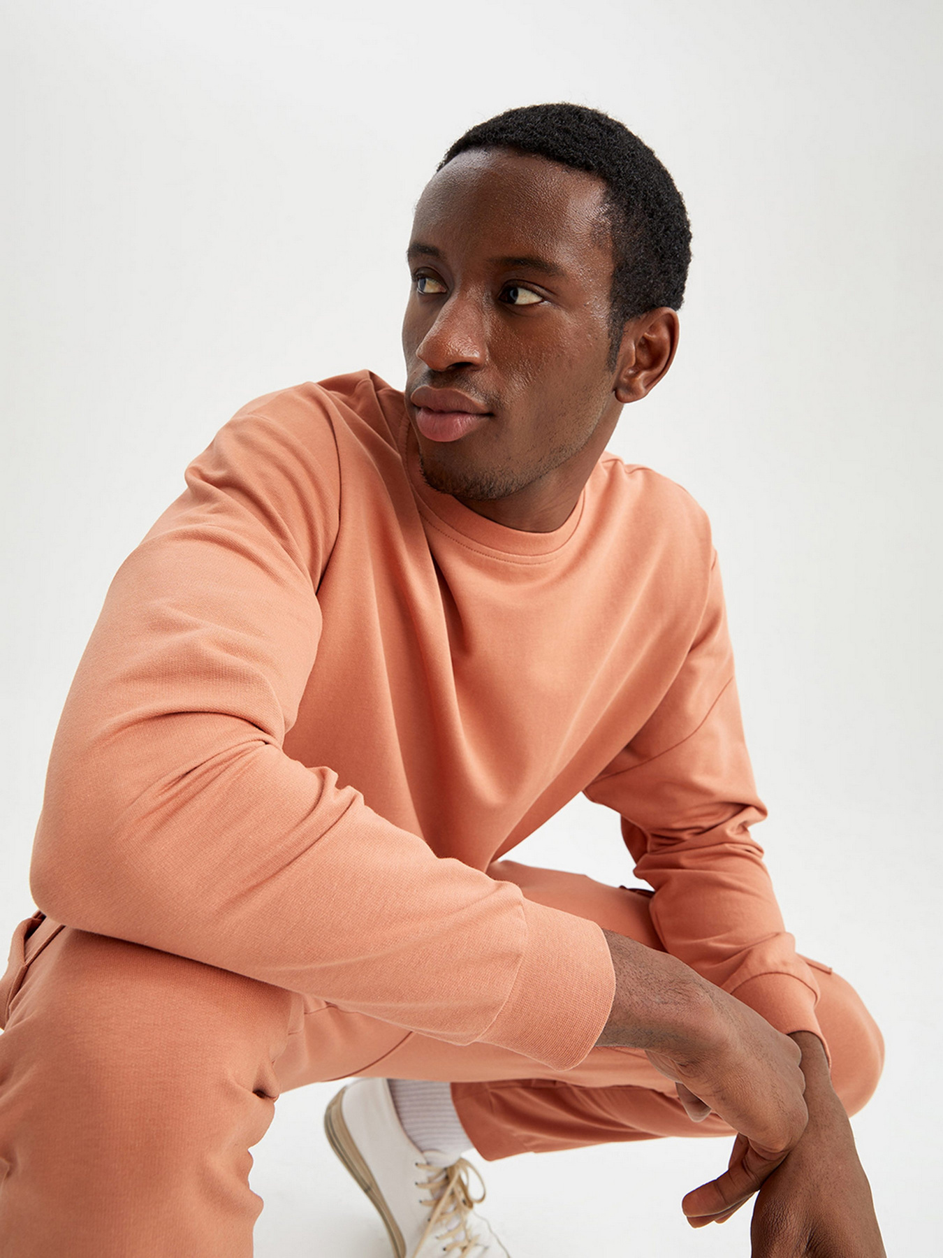 Свитшот DeFacto модель W6444AZ-PN602 Свитшот DeFacto модель W6444AZ-PN602 Фото