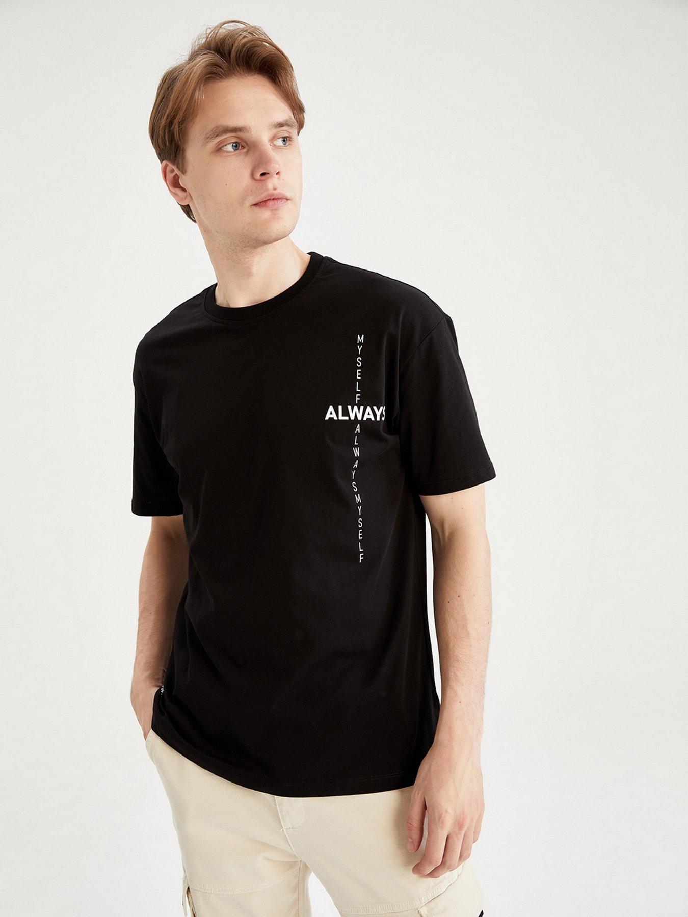 Футболки і поло DeFacto модель W6053AZ-BK81 Футболки і поло DeFacto модель W6053AZ-BK81 Фото