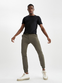 Футболки и поло DeFacto модель M6606AZ-BK27 Фото