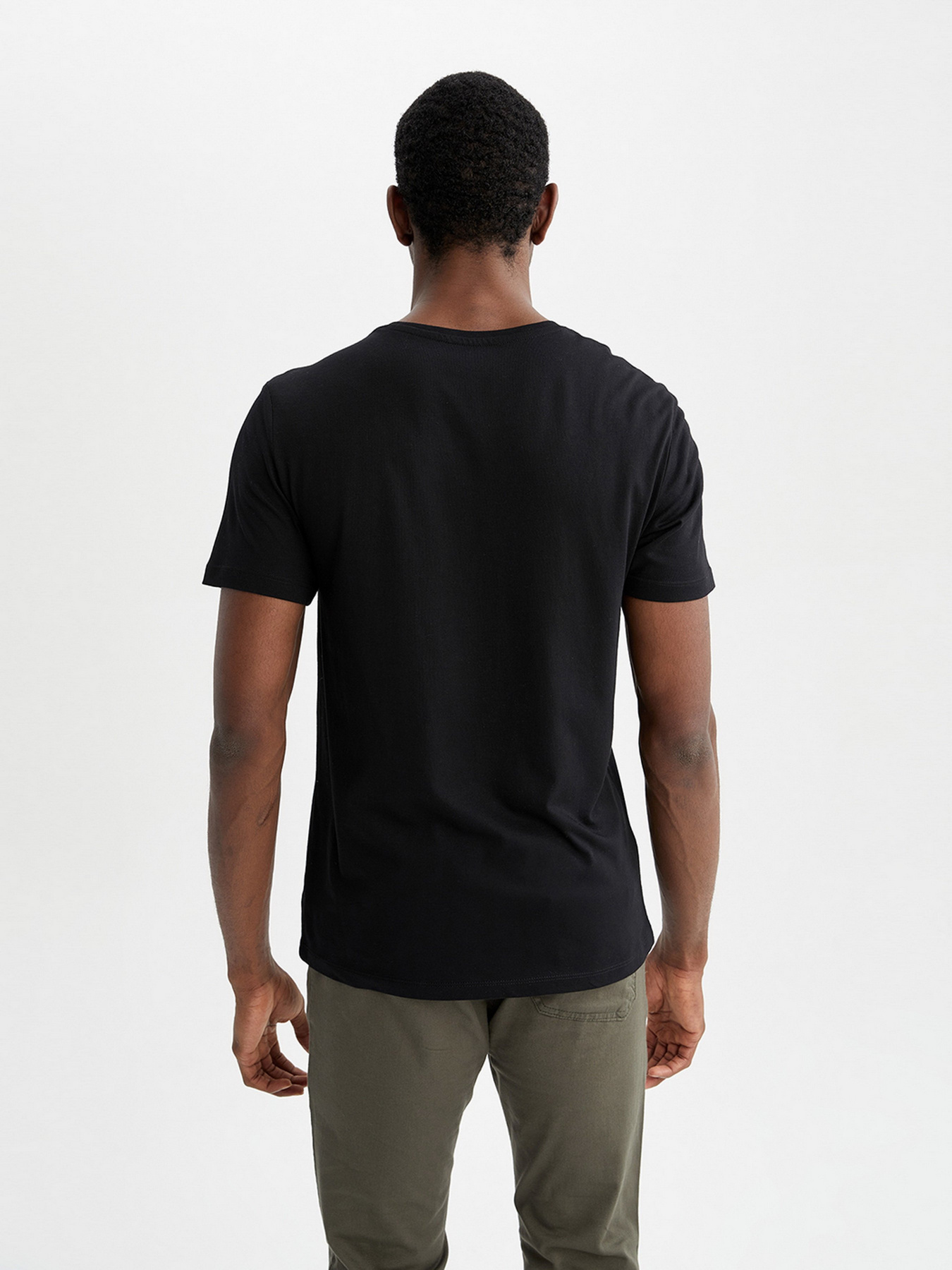 Футболки і поло DeFacto модель M6606AZ-BK27 Фото