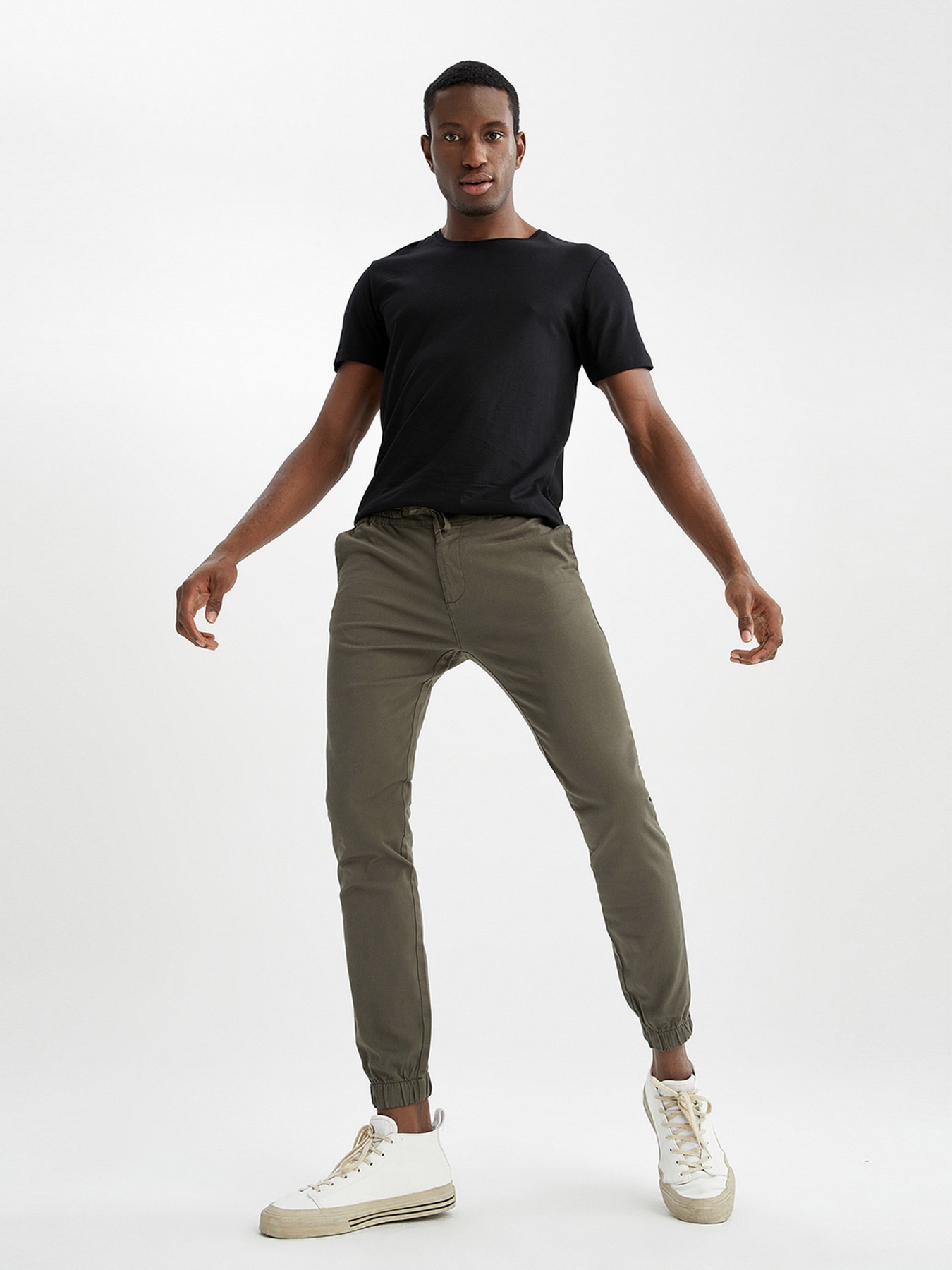 Футболки і поло DeFacto модель M6606AZ-BK27 Фото