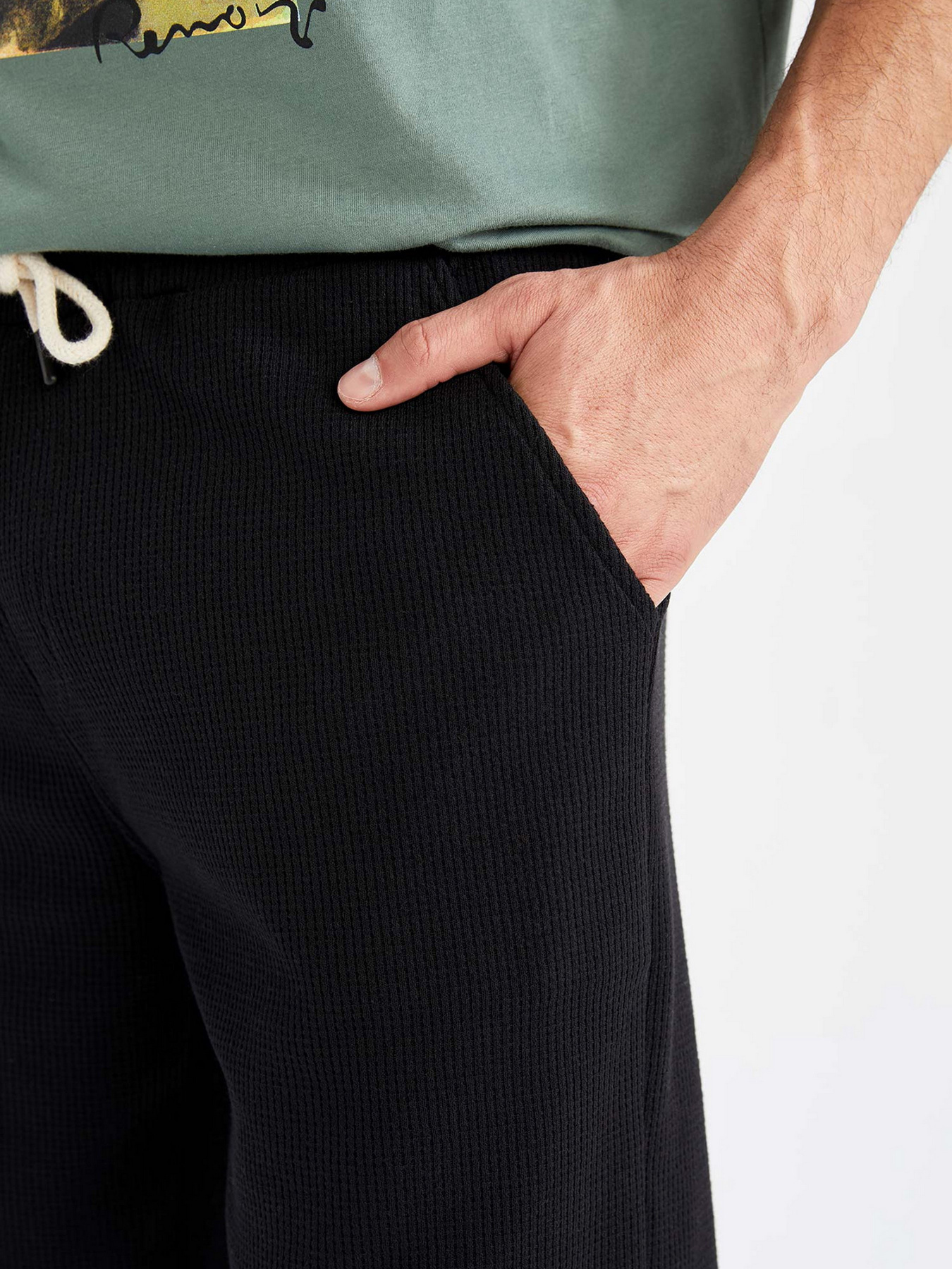 Повсякденні шорти DeFacto модель N0641AZ-BK81 Фото