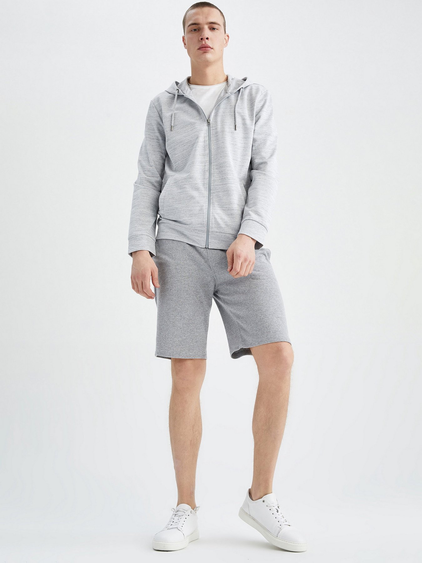 Повсякденні шорти DeFacto модель N0641AZ-GR110 Фото