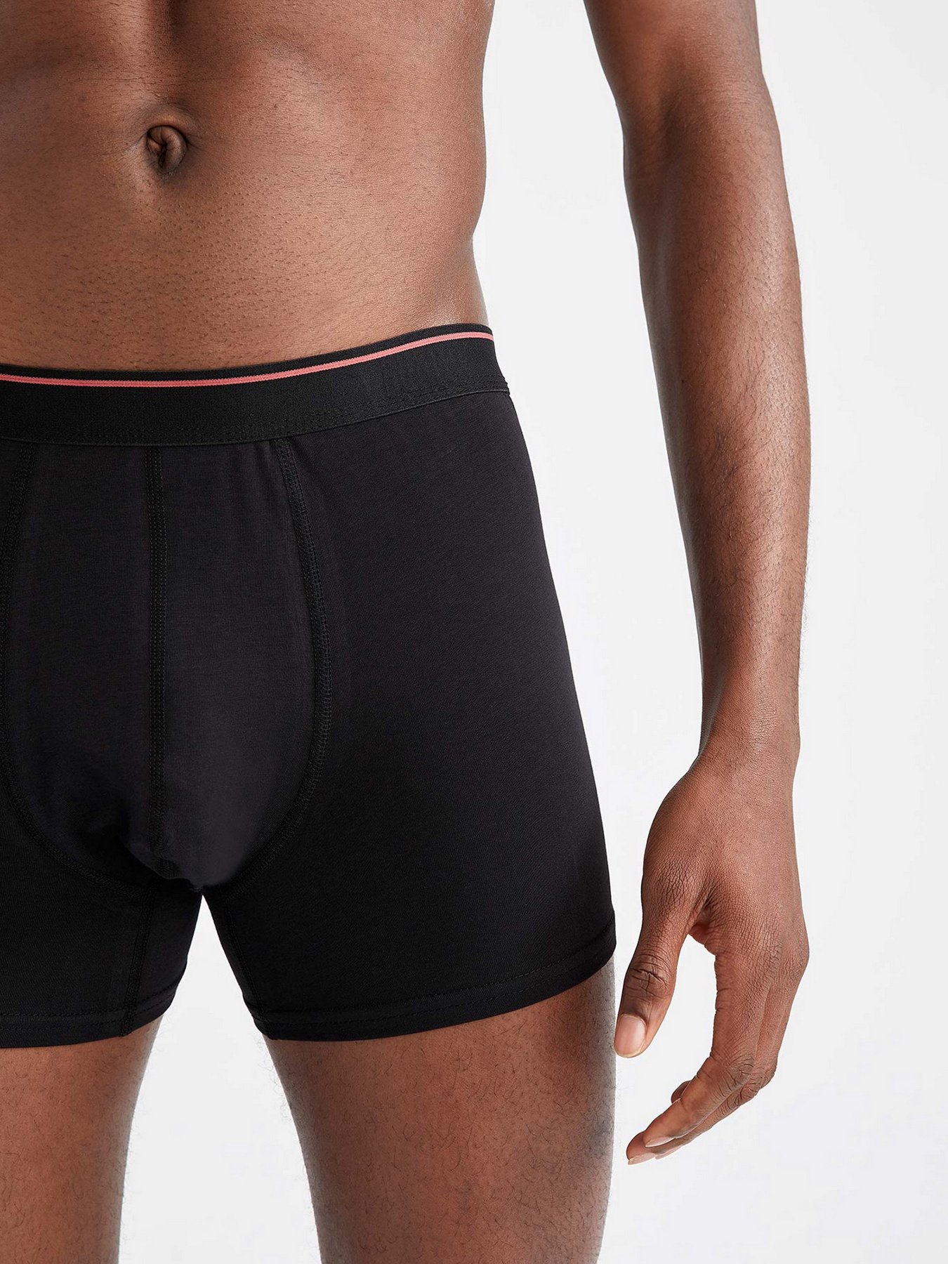 Трусы DeFacto модель X7349AZ-BK27 Фото