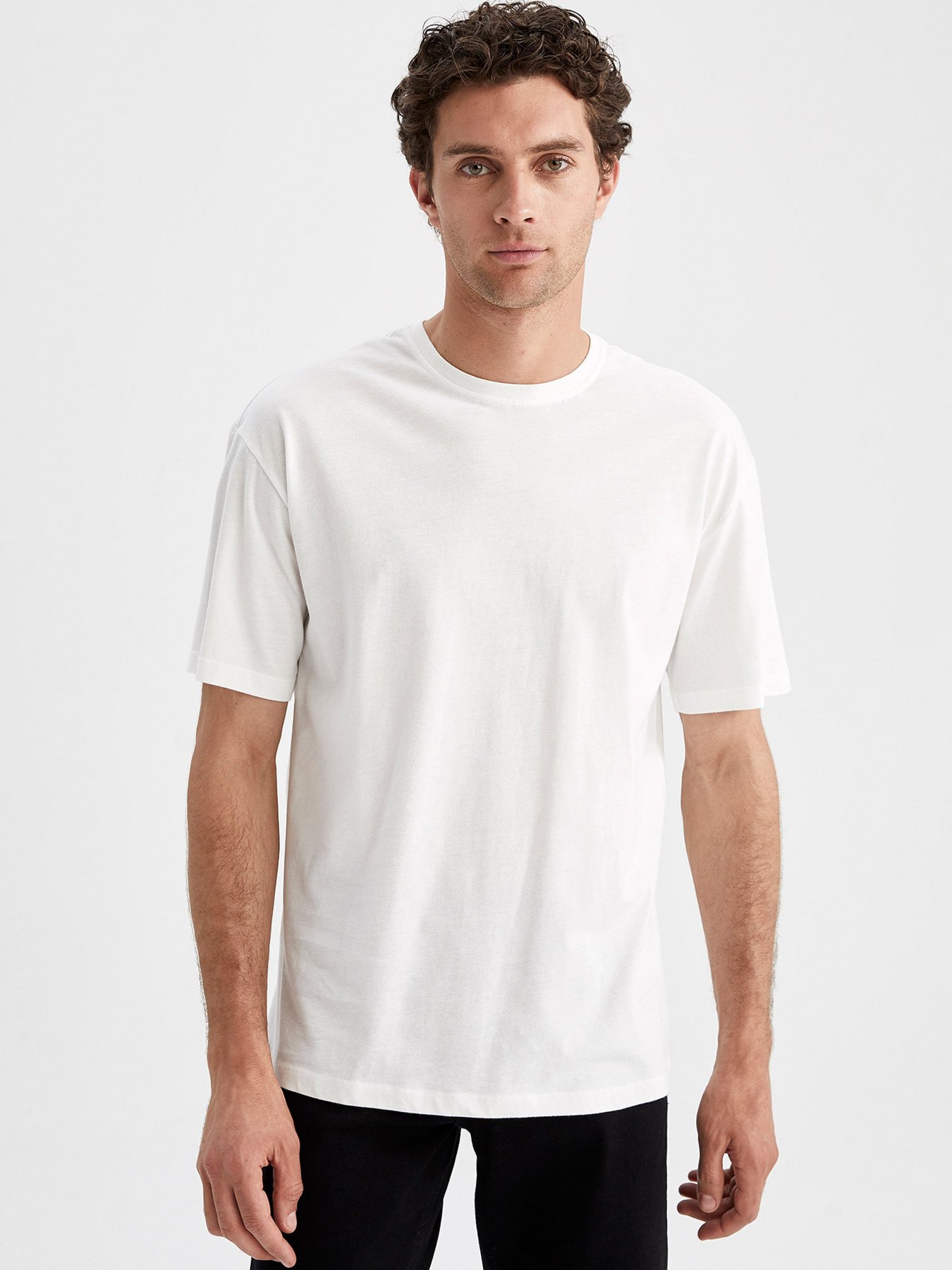 Футболка DeFacto модель T7037AZ-WT32 Фото