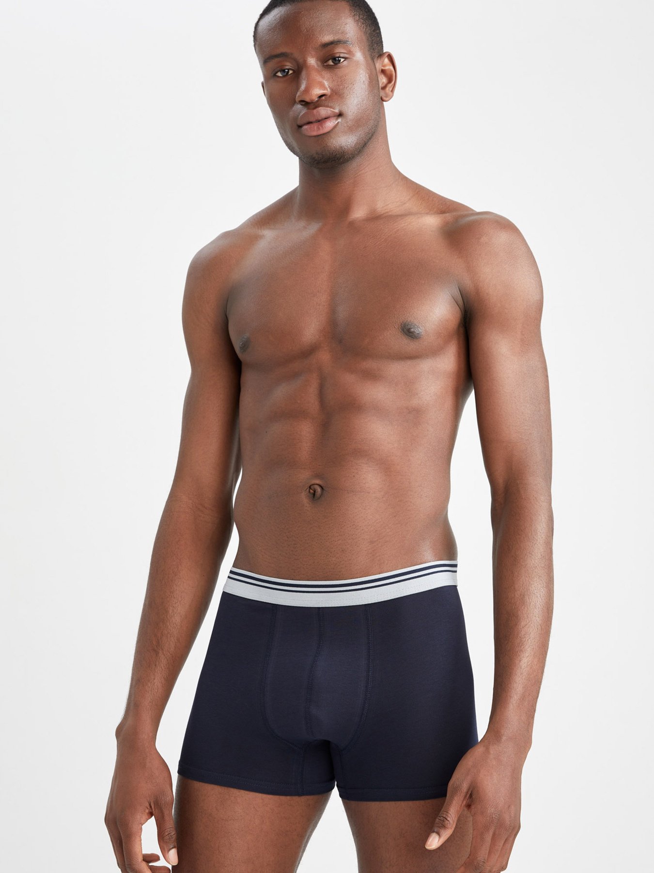 Набір трусів DeFacto модель X6176AZ-NV135 Набір трусів DeFacto модель X6176AZ-NV135 Фото