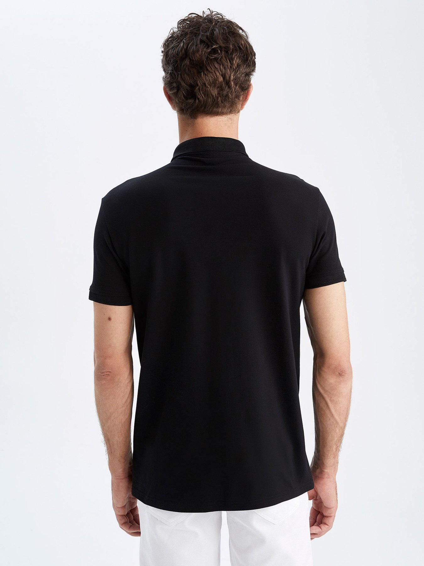 Поло DeFacto модель T5259AZ-BK81 Фото