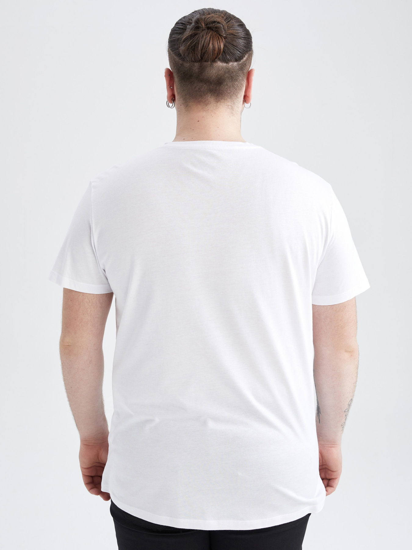 Футболка DeFacto модель M6606AZ-WT34 Фото