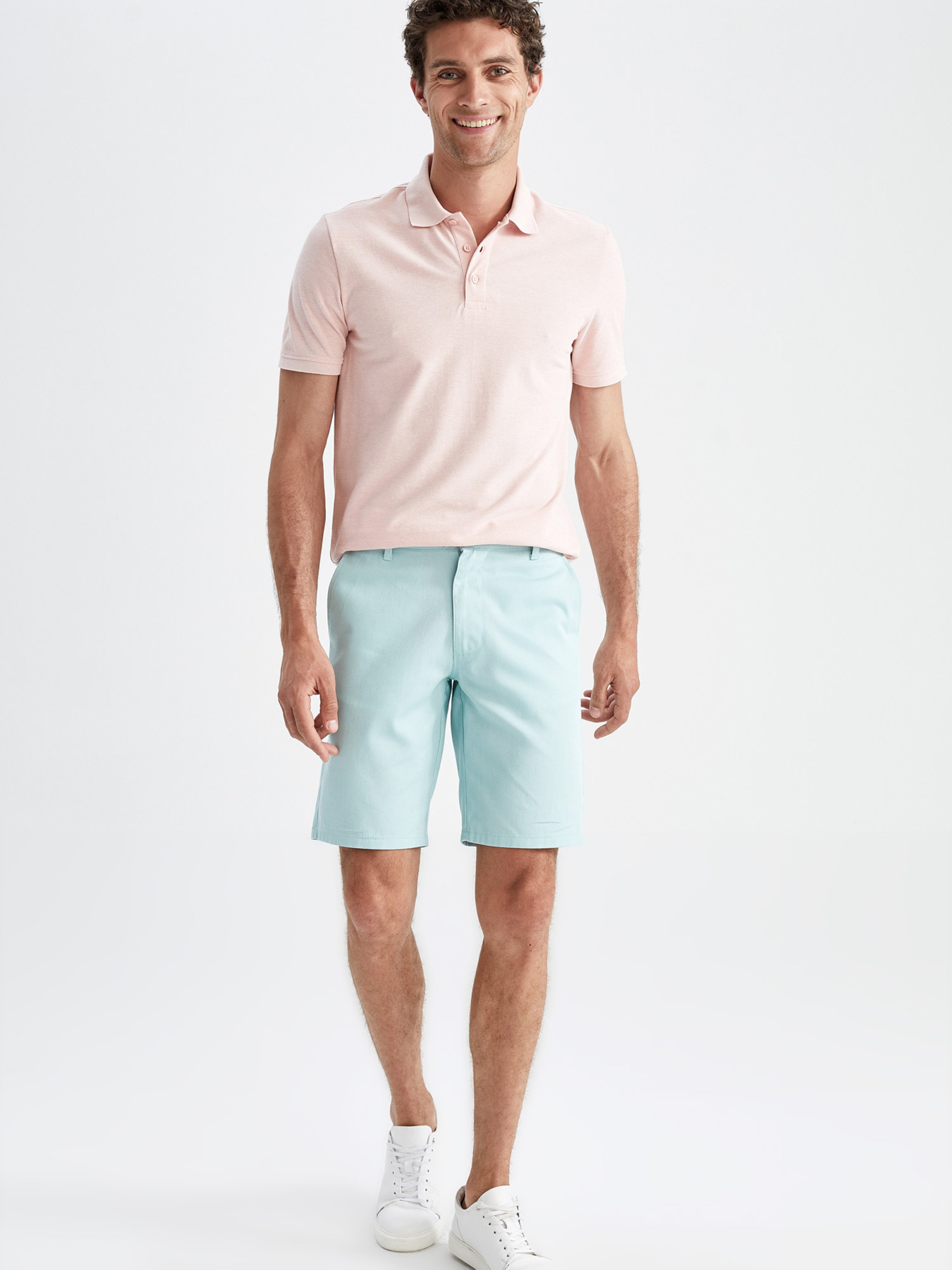 Повсякденні шорти DeFacto модель R4324AZ-TR284 Фото