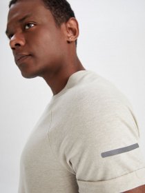 Футболка DeFacto модель Y3194AZ-ER33 Фото