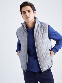 Жилет с утеплителем DeFacto модель U4176AZ-GR91 Фото