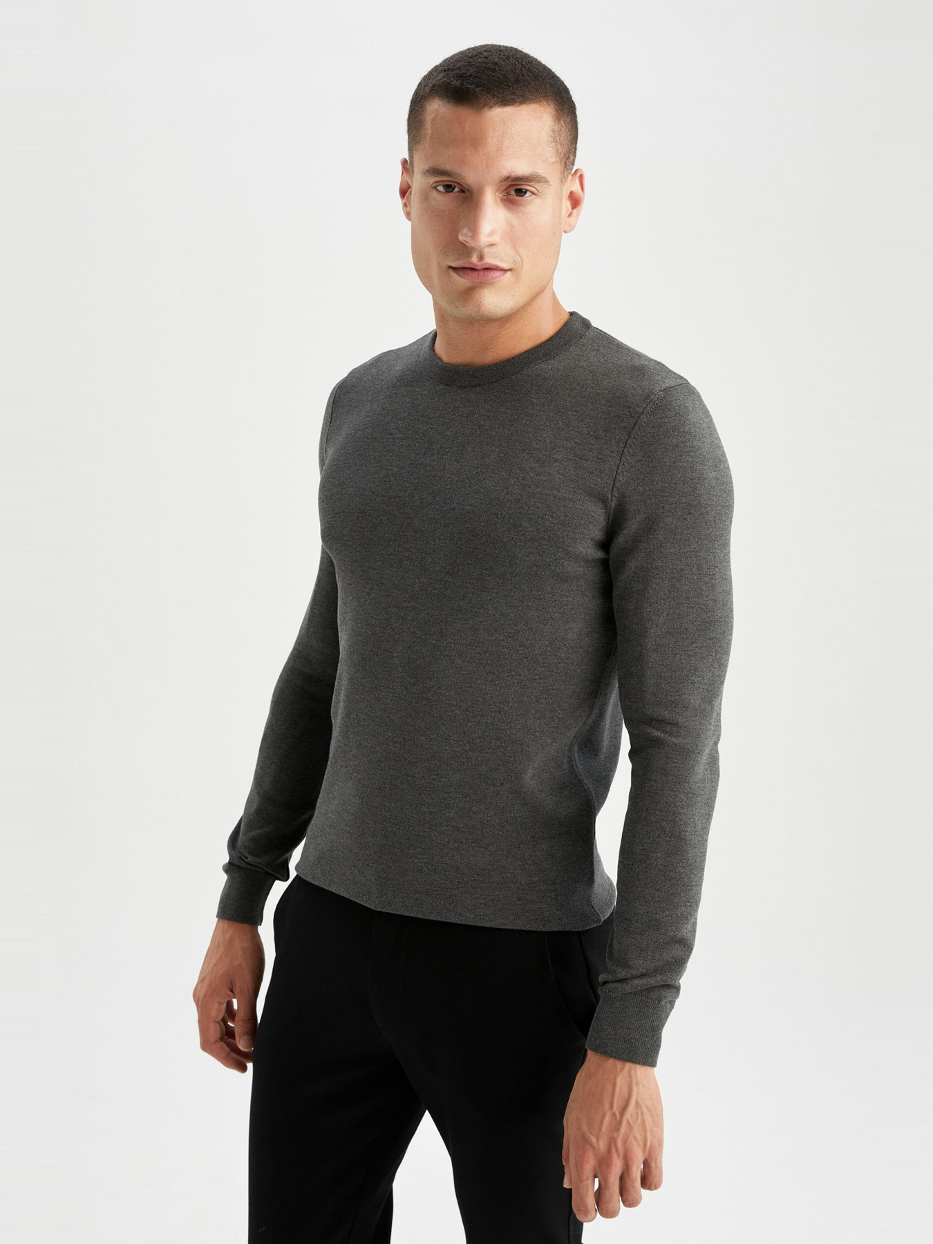 Джемпер DeFacto модель Y0798AZ-AR193 Фото