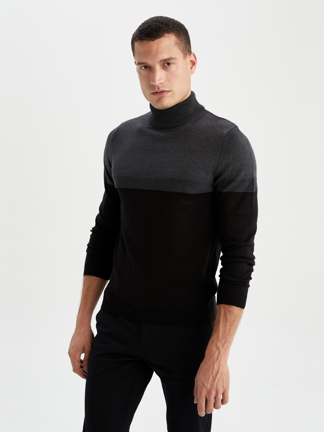 Водолазка DeFacto модель Y1631AZ-BK27 Фото