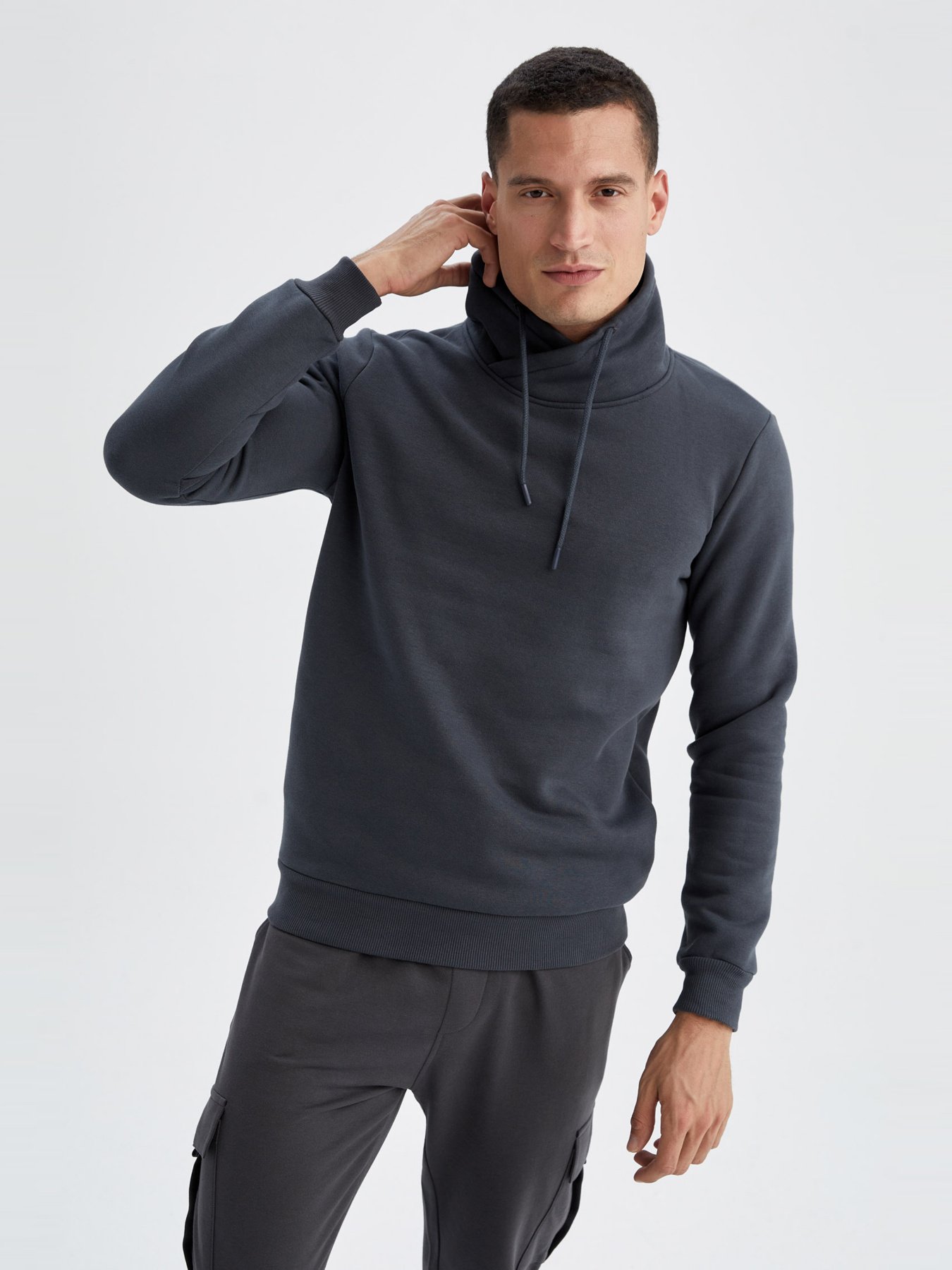 Водолазка DeFacto модель W1370AZ-AR63 Фото