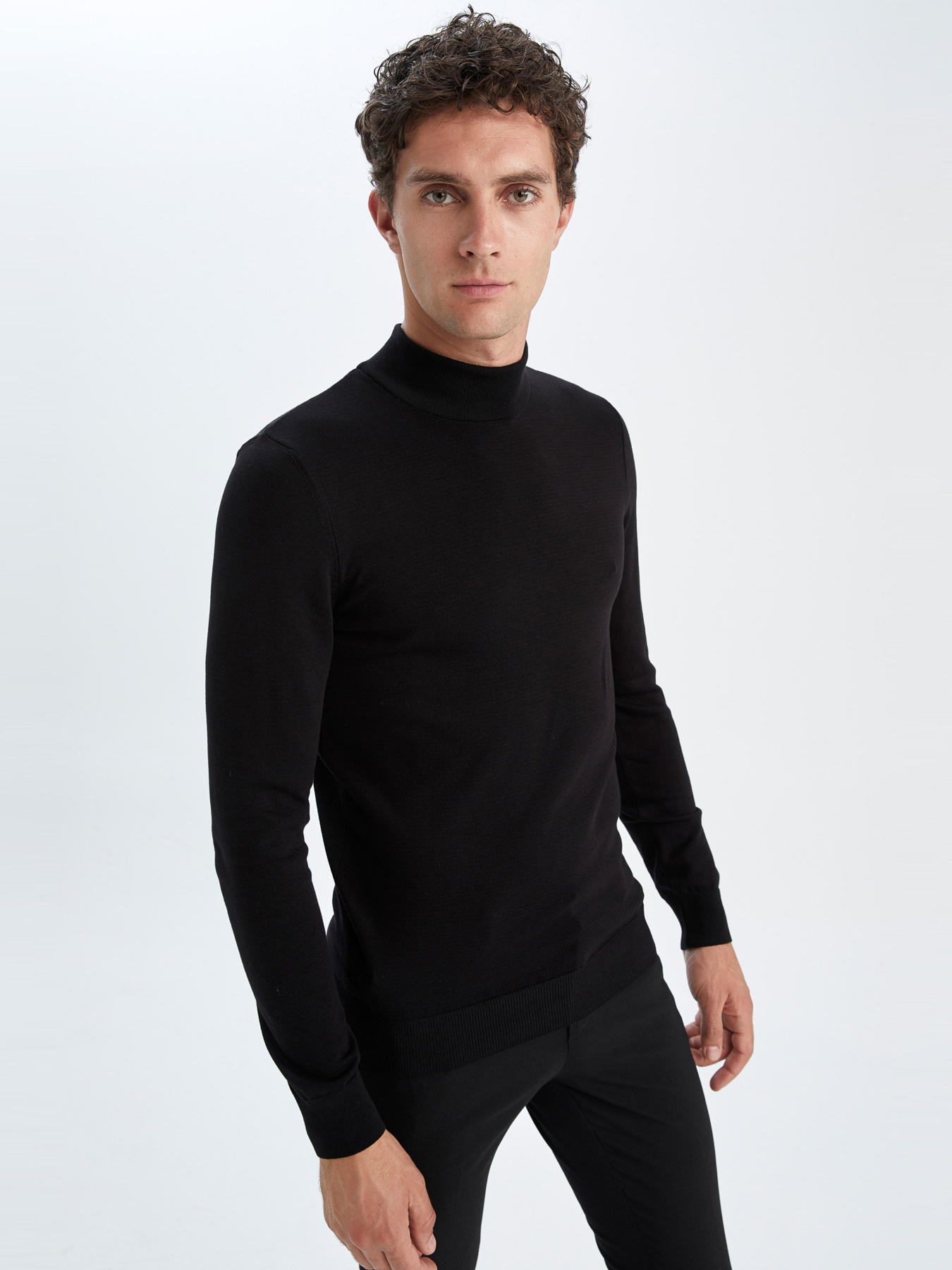 Водолазка DeFacto модель Y0801AZ-BK27 Фото