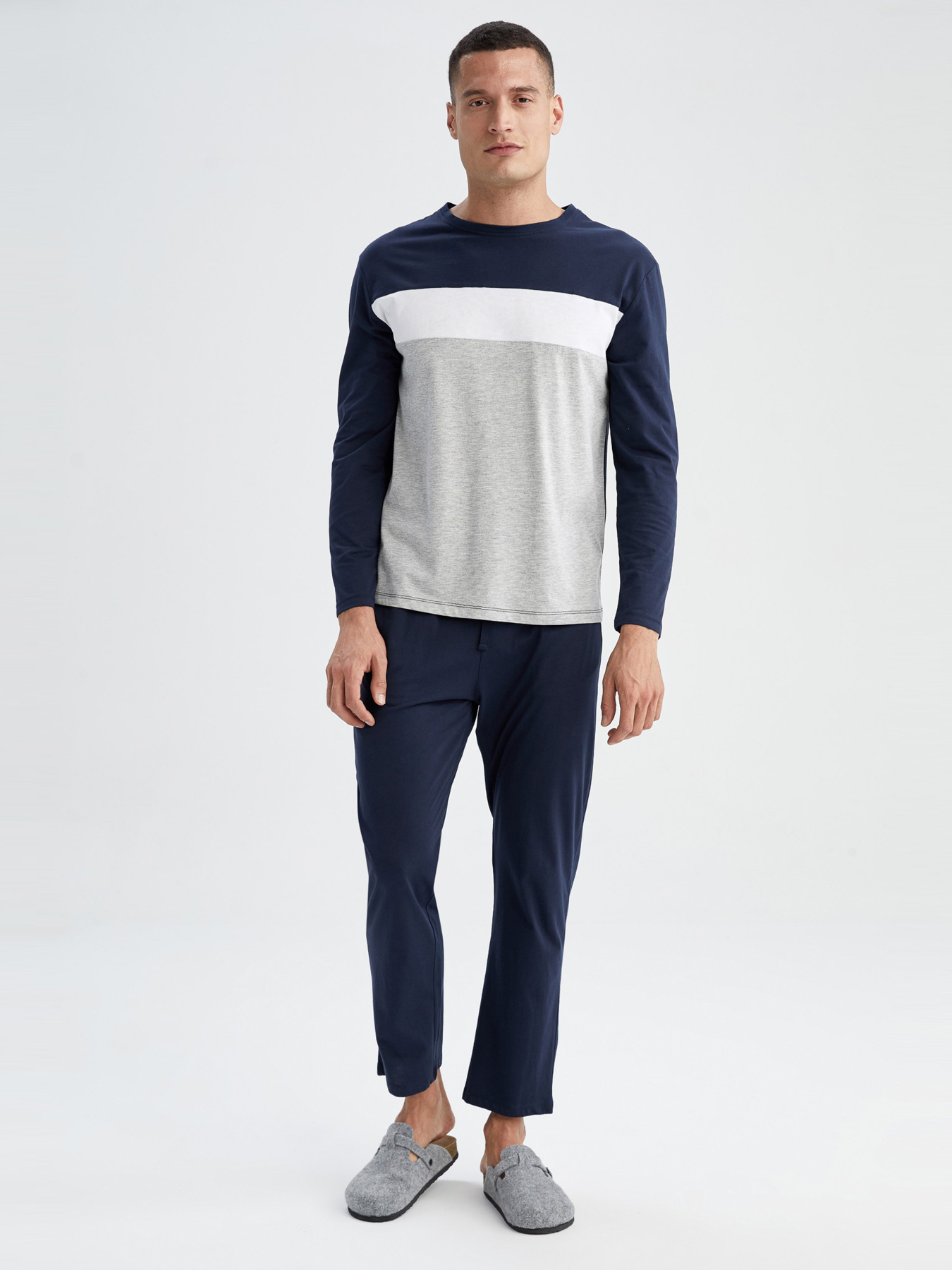 Спортивний костюм DeFacto модель Y3522AZ-NV135 Фото