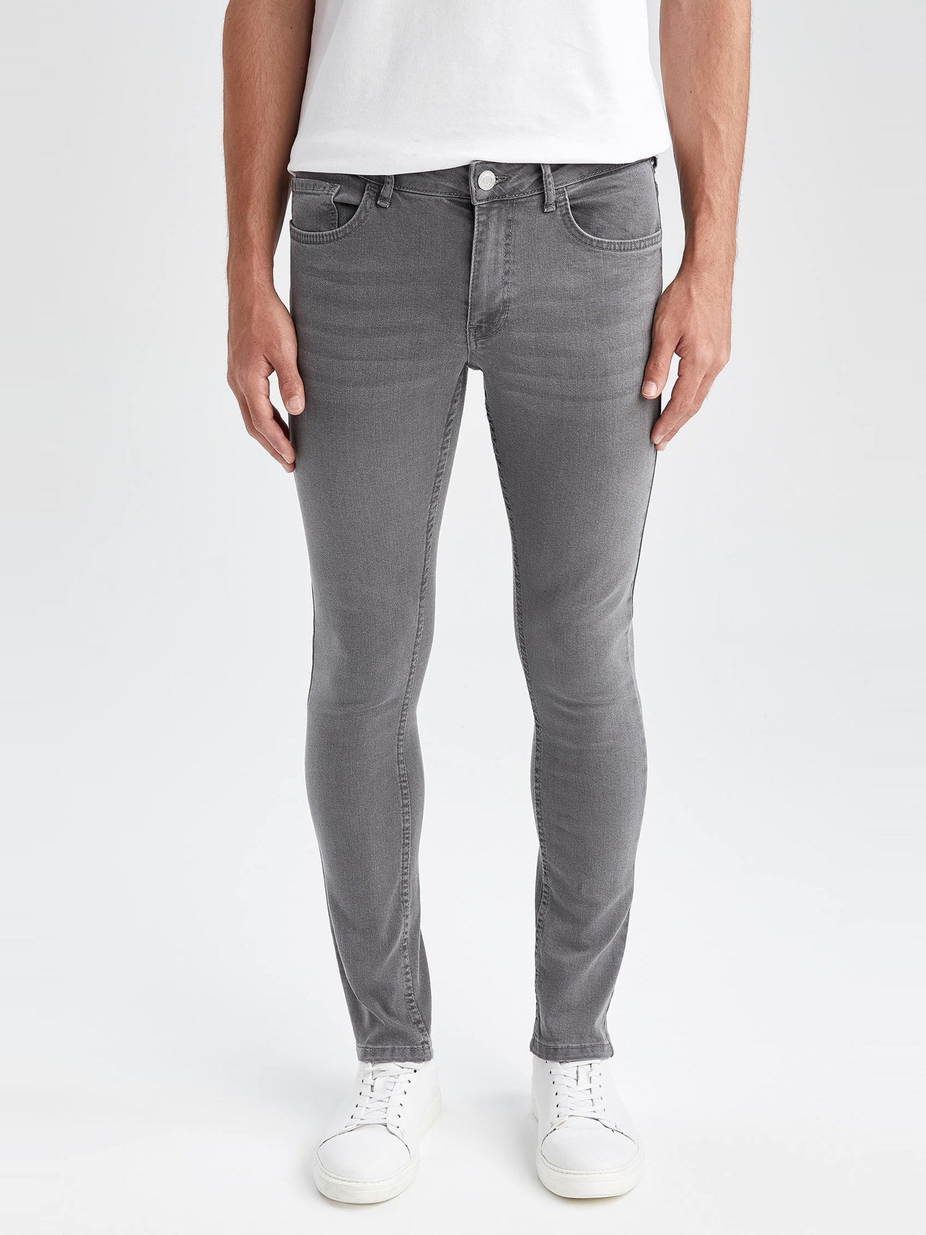 Завужені джинси DeFacto Модель W7477AZ-NM18 Фото