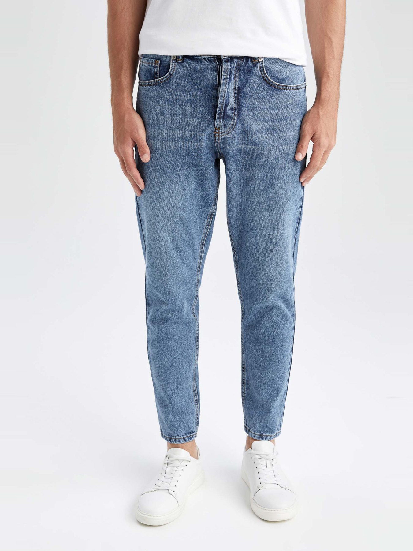 Зауженные джинсы DeFacto модель X8872AZ-NM28 Фото