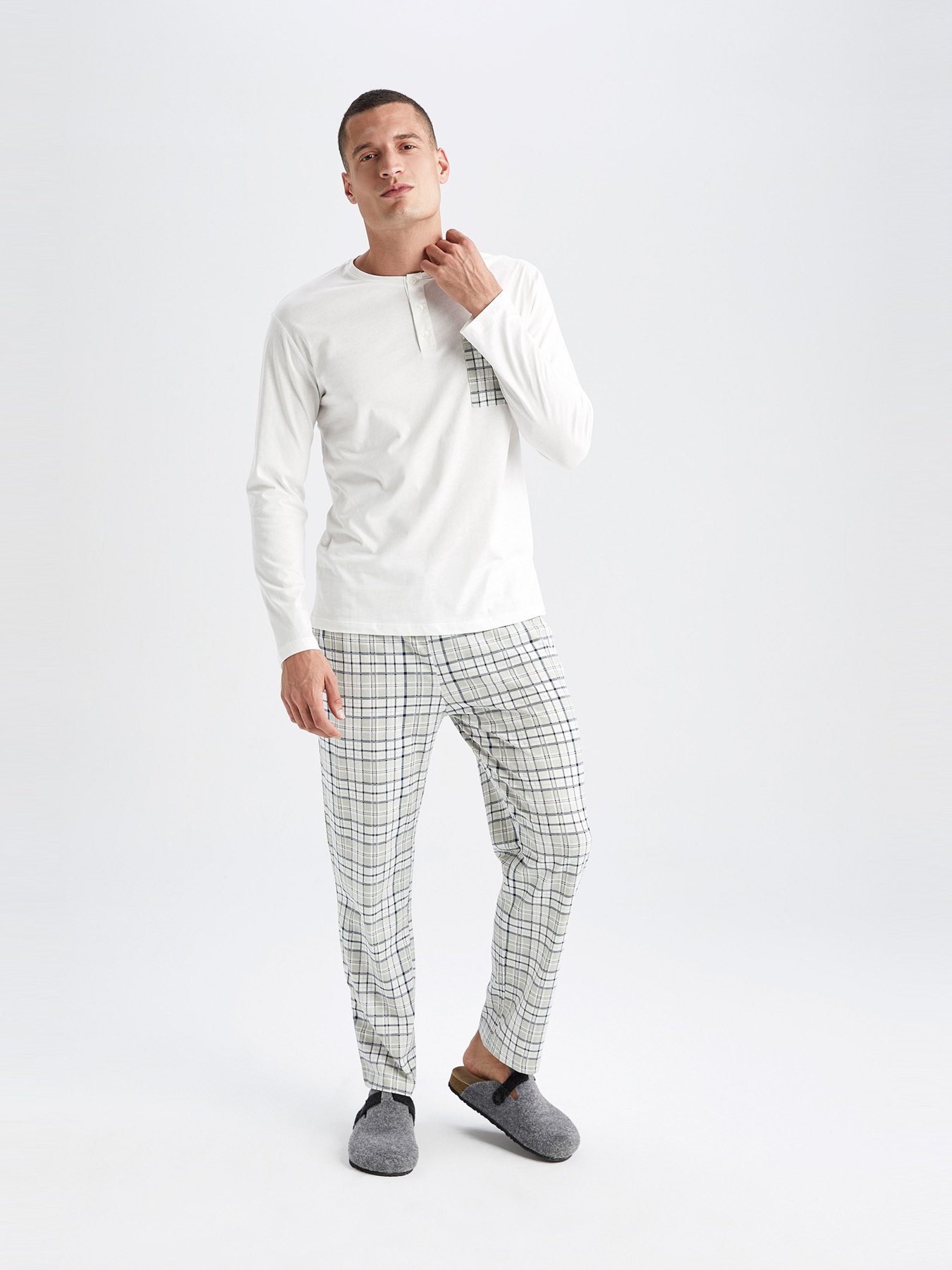 Піжама DeFacto модель Y3530AZ-WT32 Фото