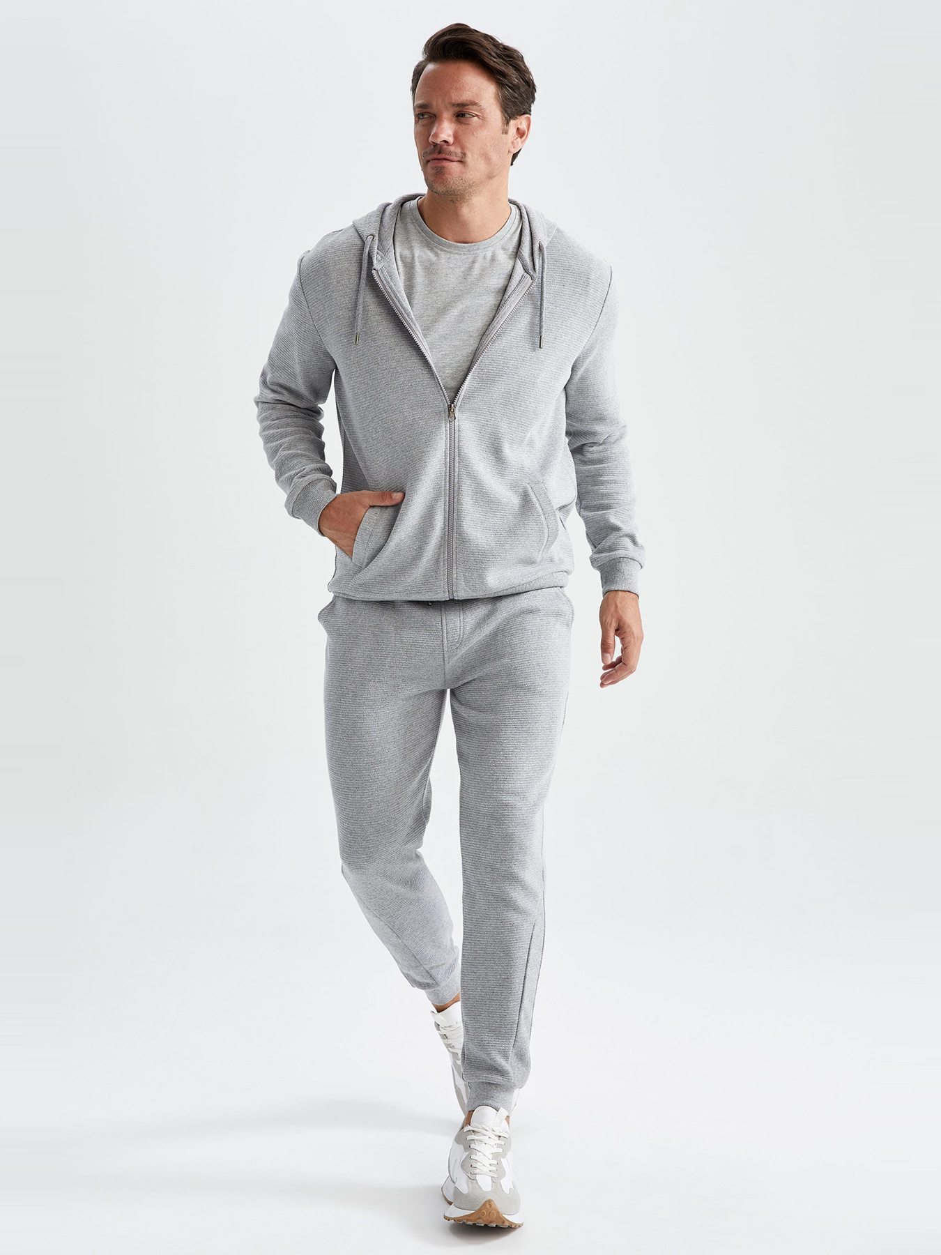 Джогери DeFacto модель N0140AZ-GR210 Фото