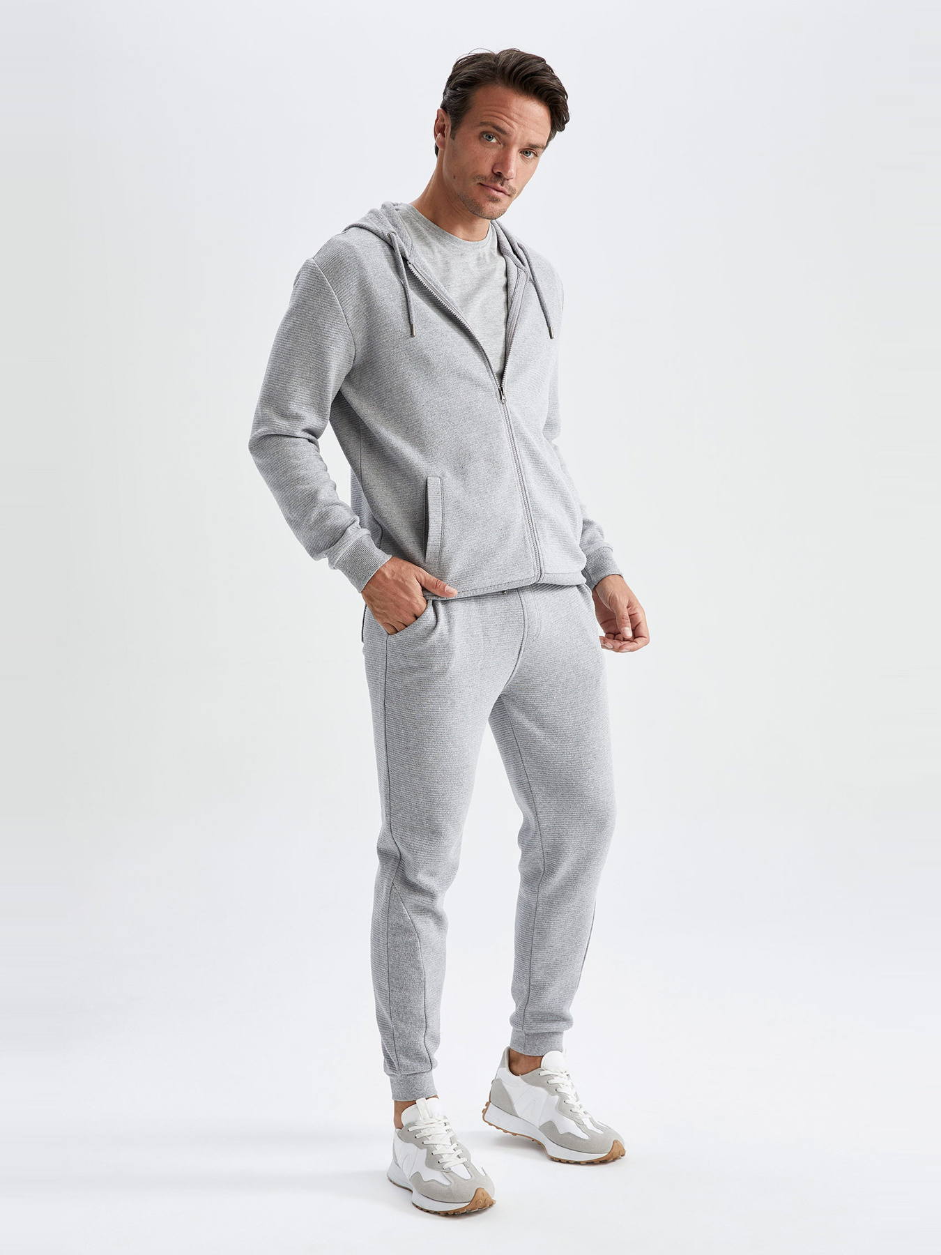 Джогери DeFacto модель N0140AZ-GR210 Фото