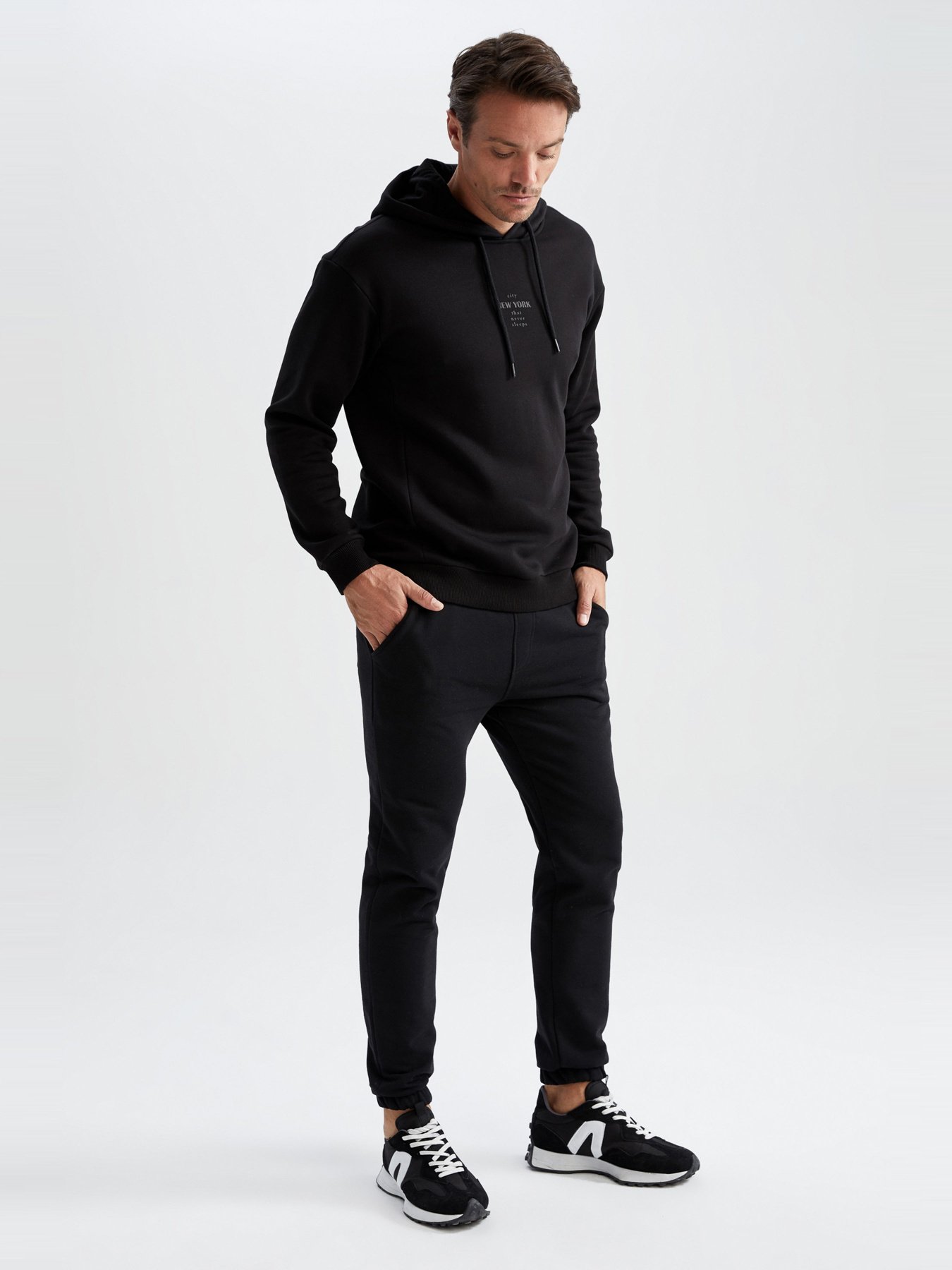 Джогери DeFacto модель T0808AZ-BK81 Фото